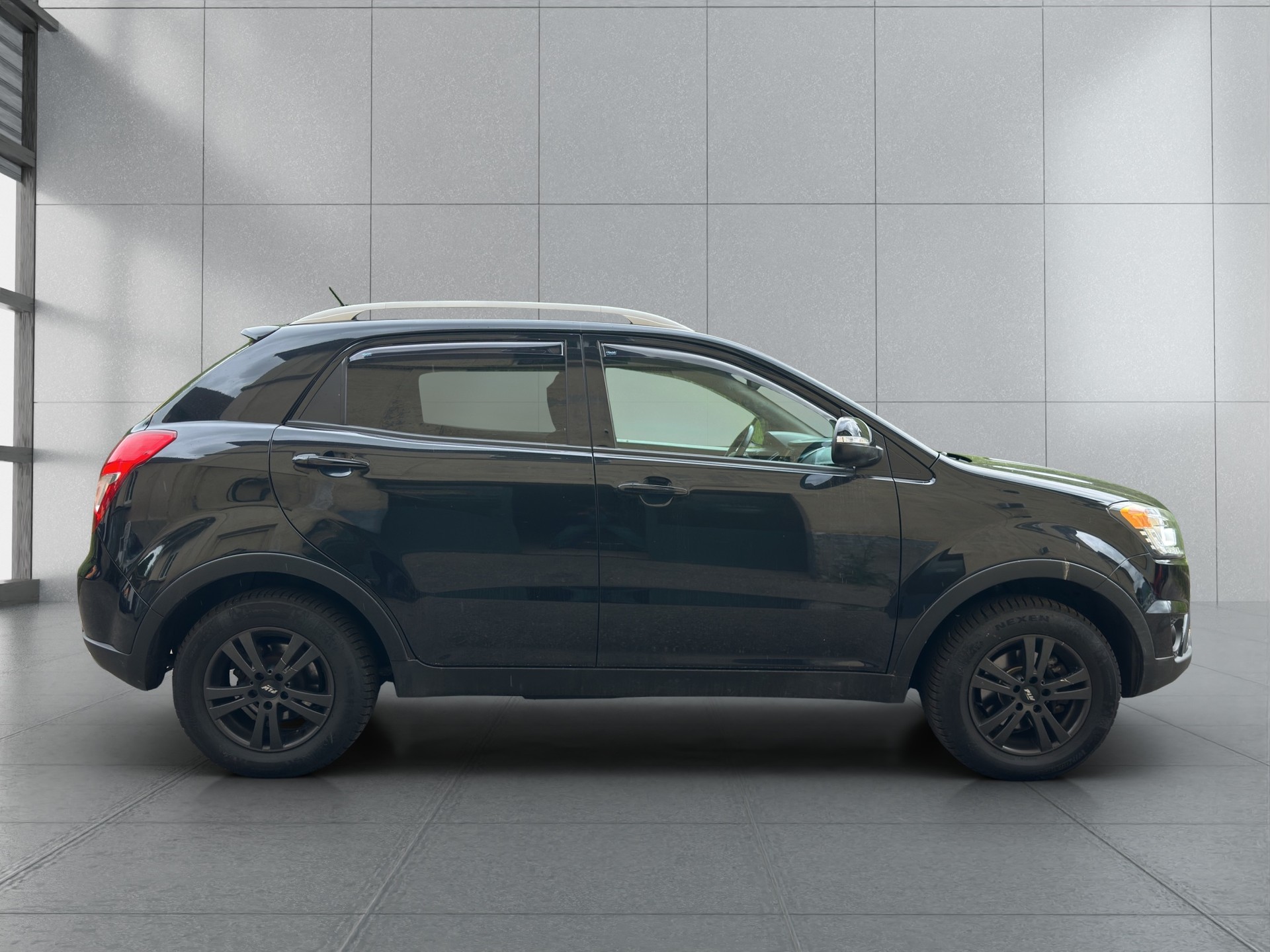 KGM-SsangYong KORANDO-image-6
