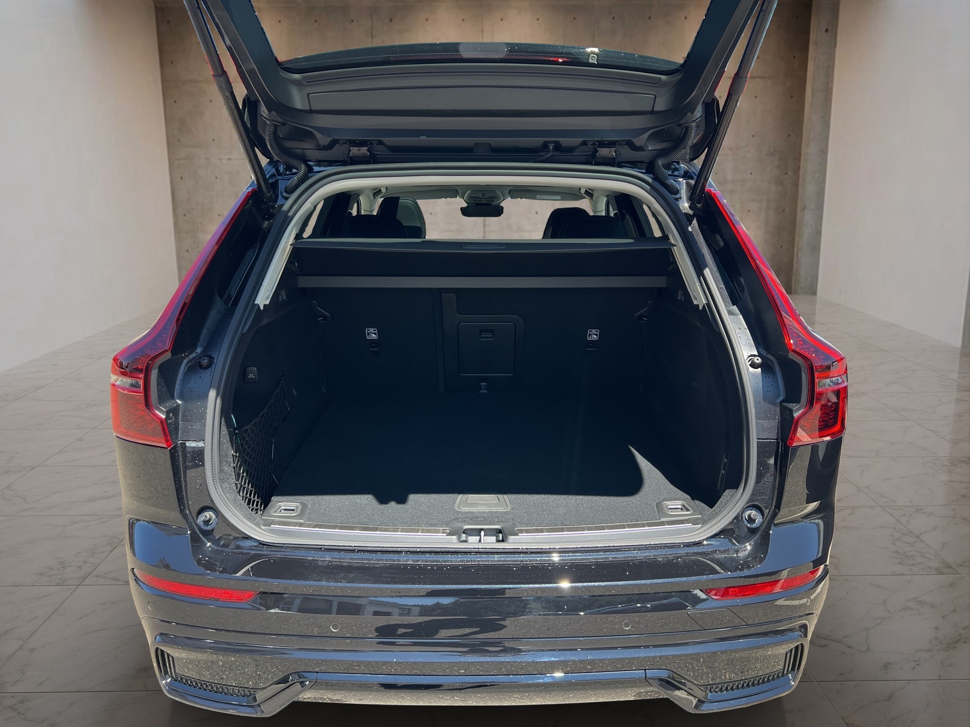 VOLVO XC60 2.0 T8 TE Ultra Dark eAWD-image-12