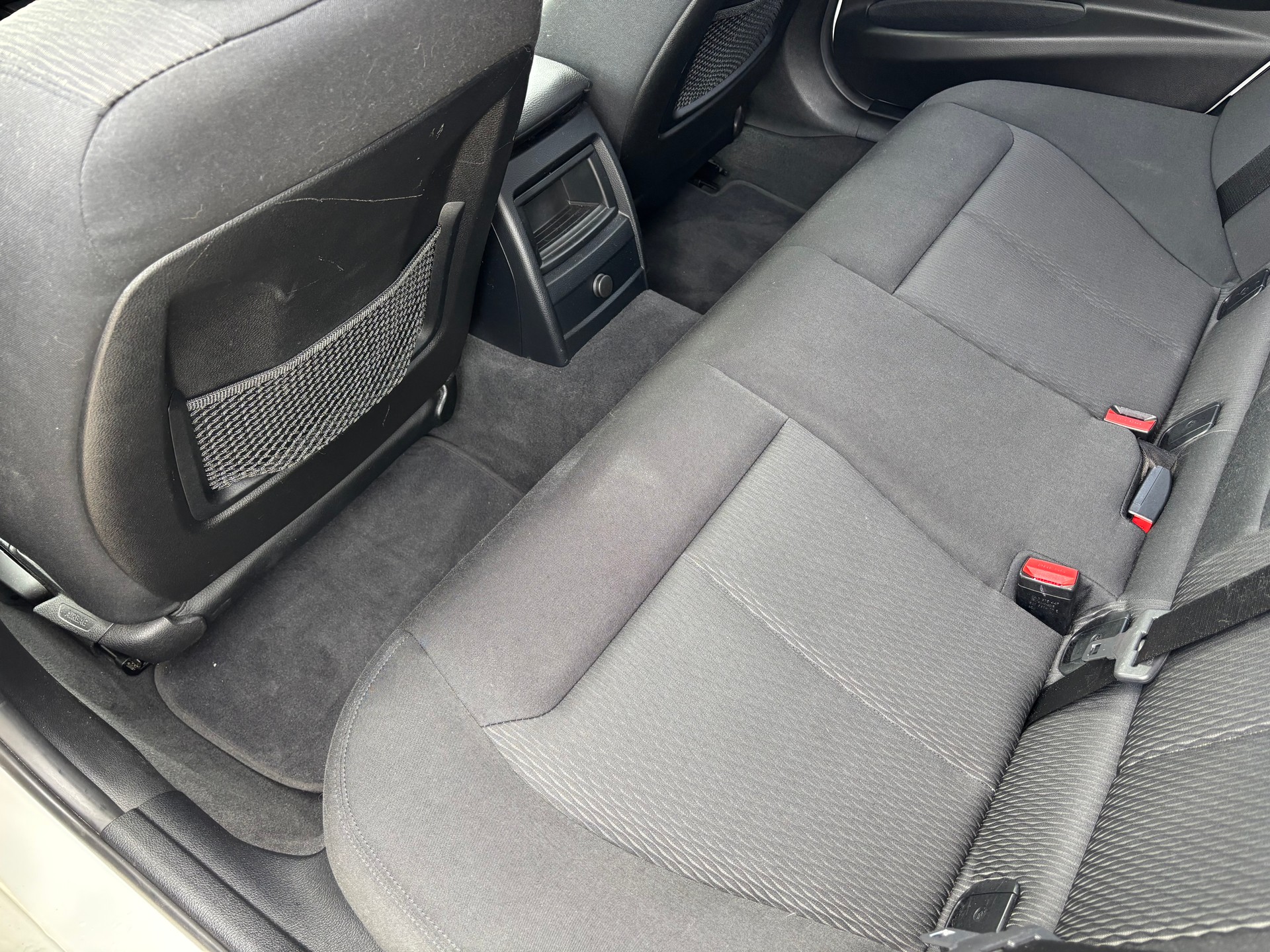 BMW 320d xDrive Touring Swiss Advantage Sport Stept-image-12
