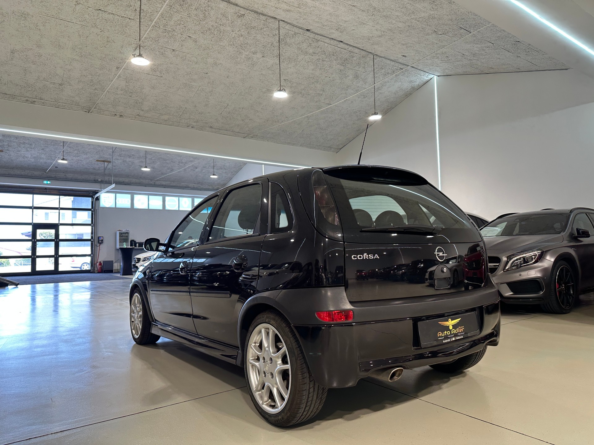 OPEL Corsa 1.8 16V GSi Irmscher-image-5