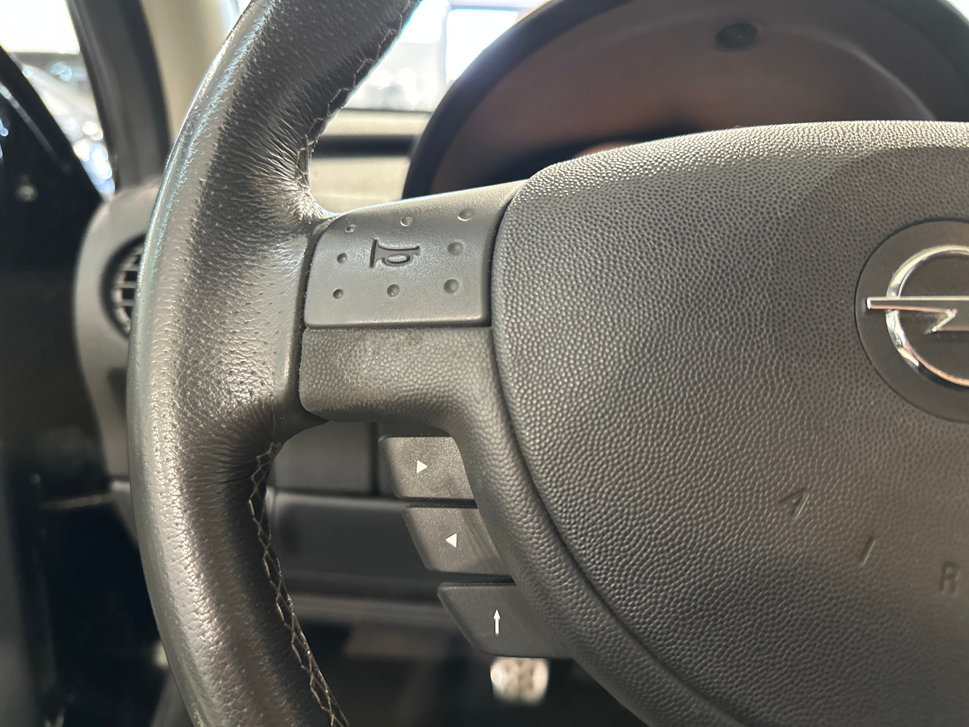 OPEL Corsa 1.8 16V GSi Irmscher-image-23