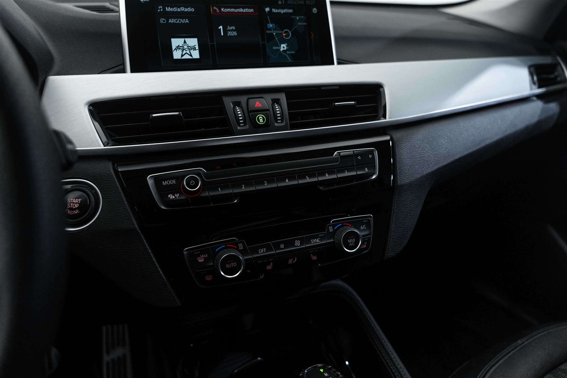 BMW X1 xDrive 20d xLine Steptronic-image-25