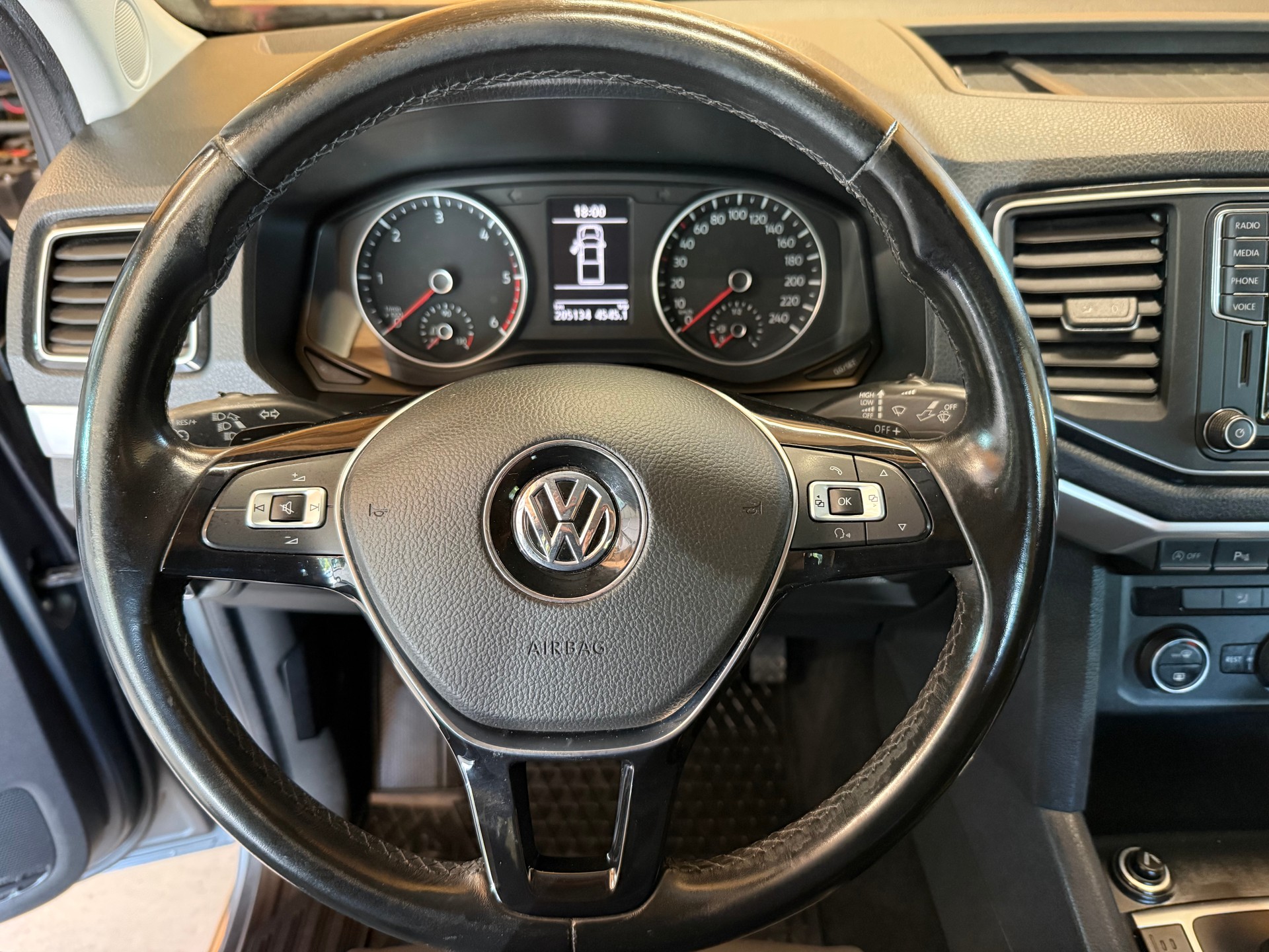 VW Amarok 3.0TDI Highline 4Motion Automatic-image-11