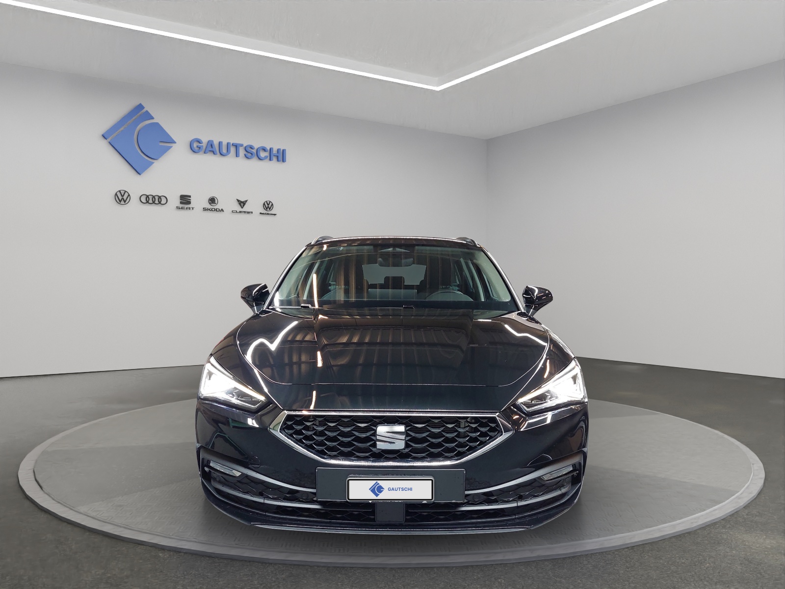 SEAT Leon ST 1.5 eTSI mHEV DSG Business Edition-image-4