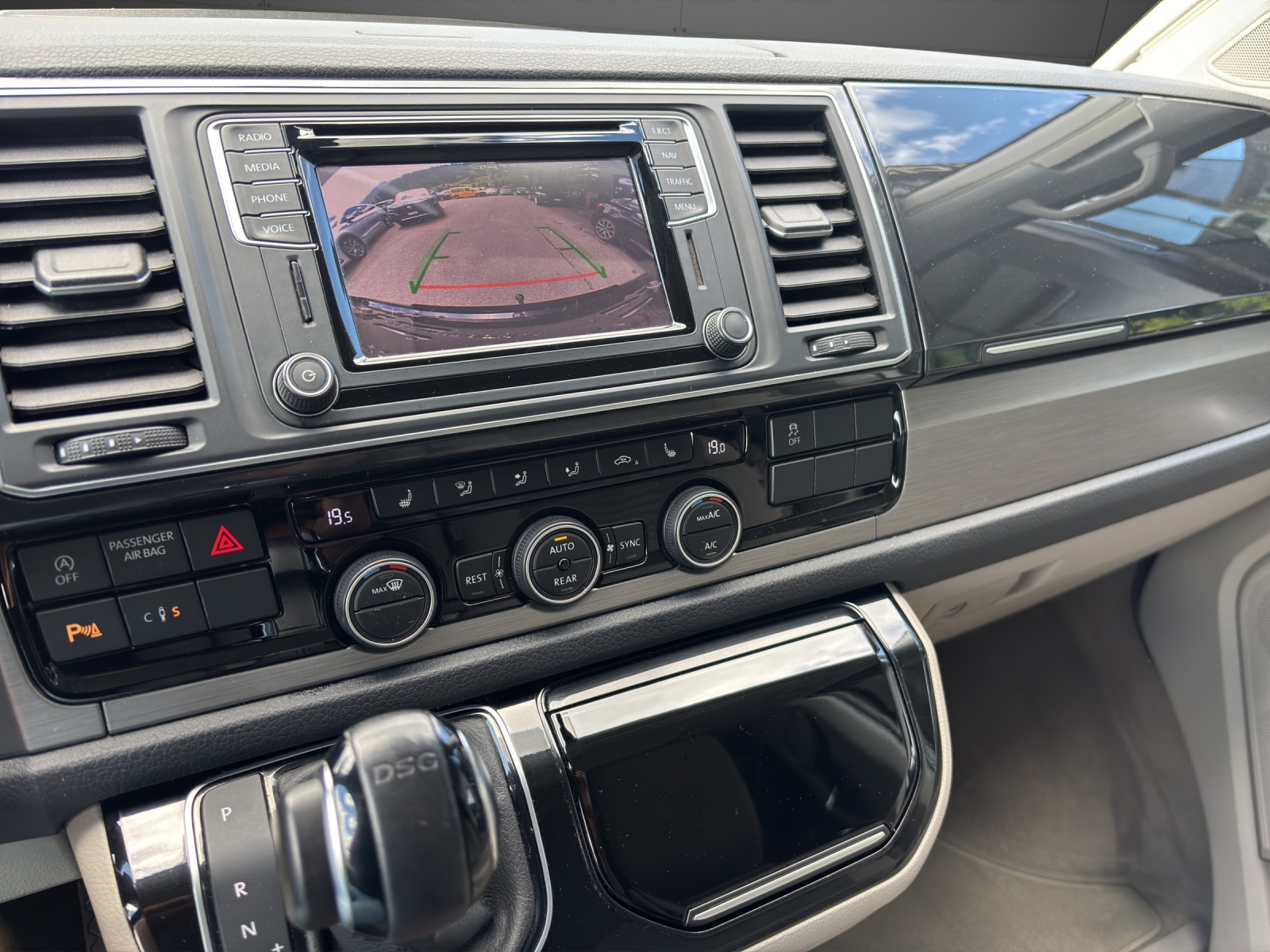 VW T6 California 2.0 TDI Ocean Liberty 4Motion DSG-image-7