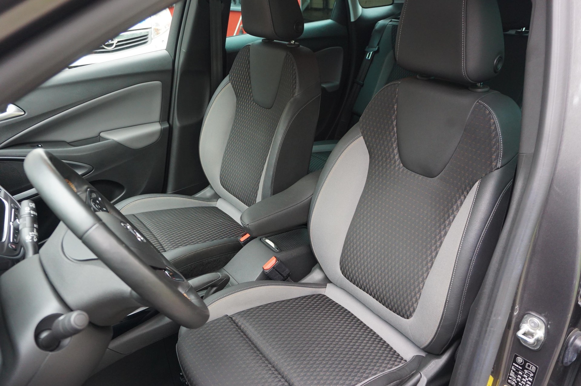 OPEL Crossland X 1.2 T 130 Ultimate S/S-image-7