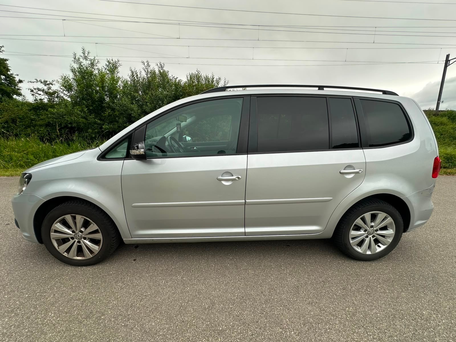 VW Touran 1.6 TDI BlueMotion Technology Design DSG-image-7