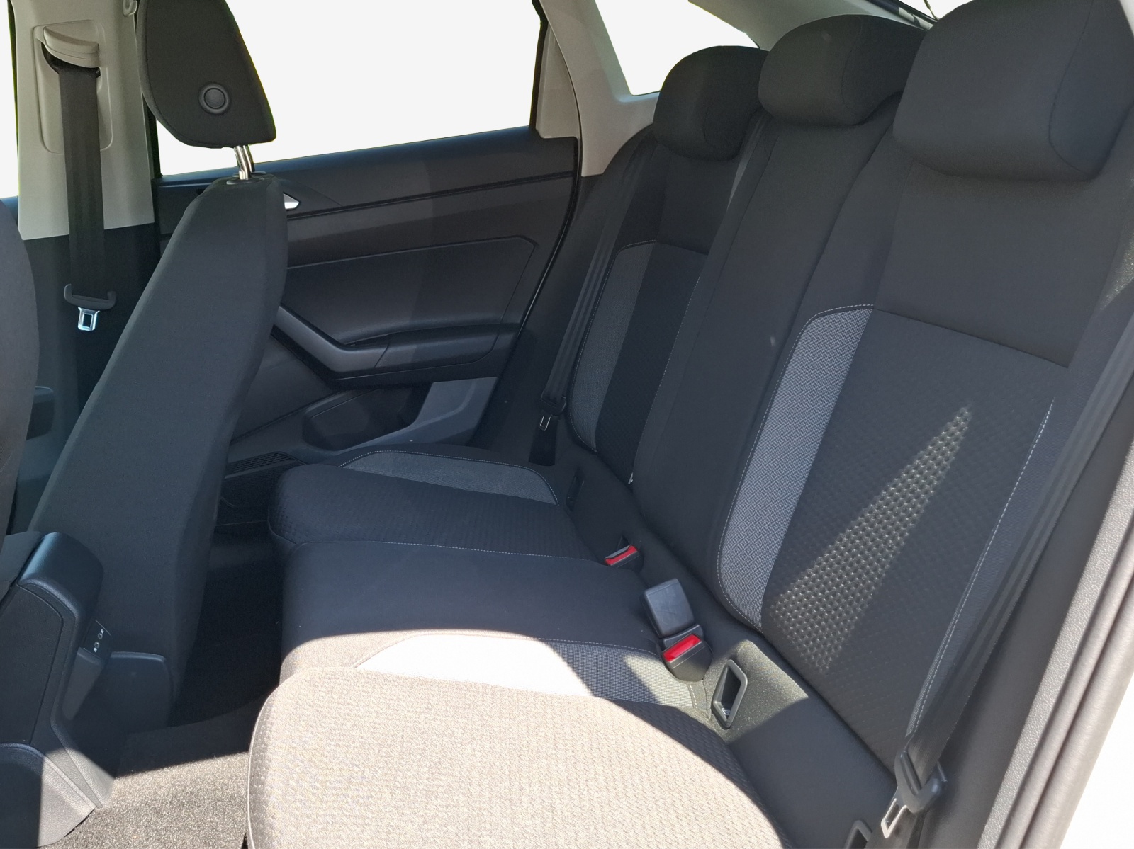 VW Taigo 1.0 TSI Life-image-11