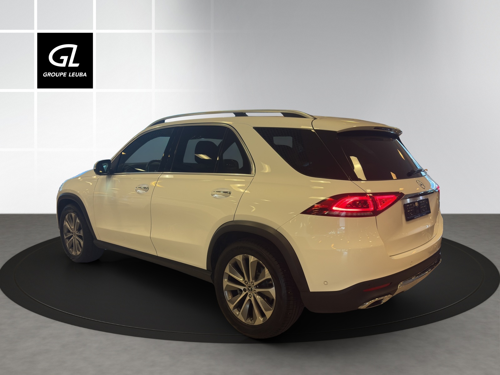 MERCEDES-BENZ GLE 300 d 4Matic 9G-Tronic-image-3