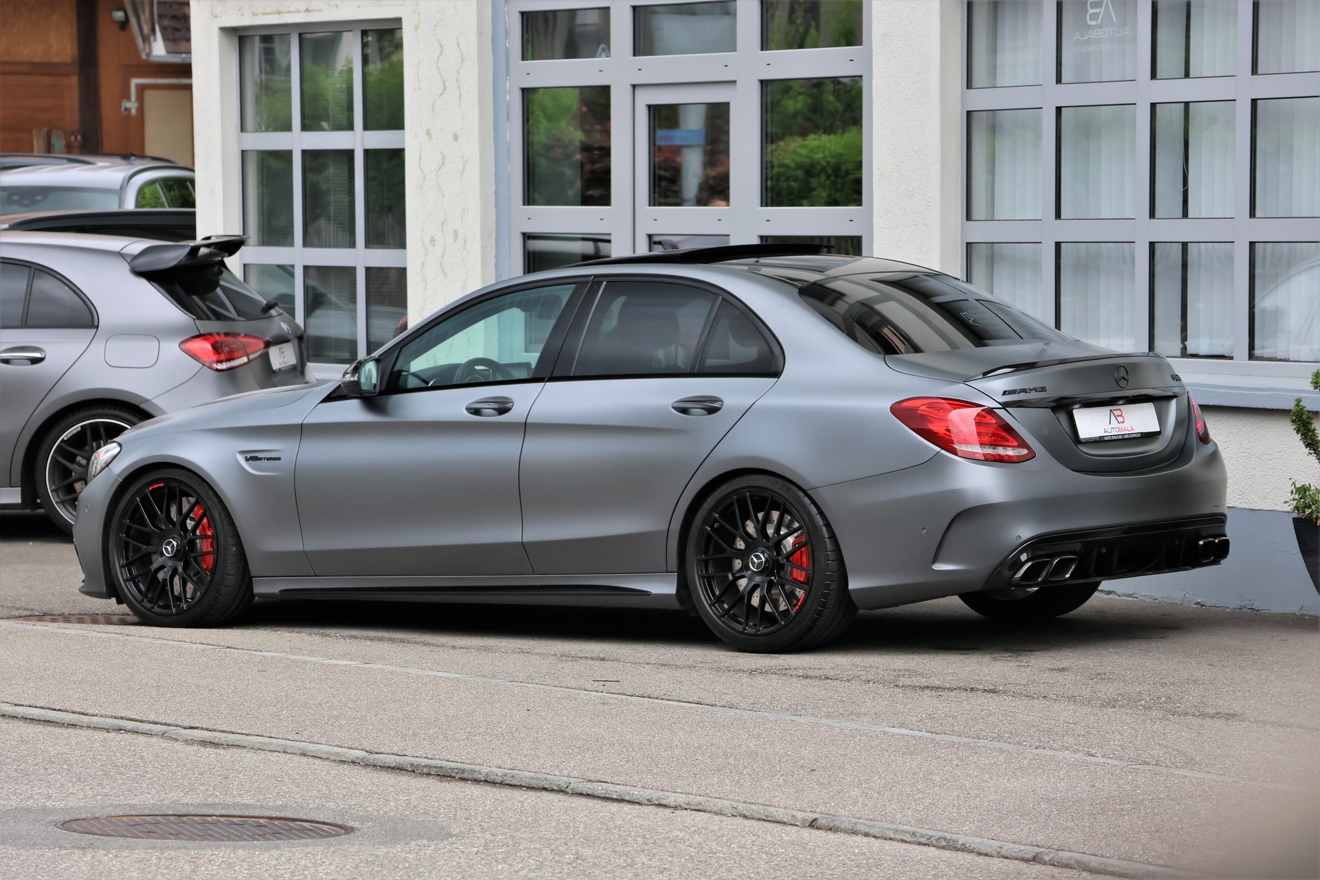 MERCEDES-BENZ C 63 S AMG Speedshift (CH) "DesignoMagno" *ohne OPF*-image-4