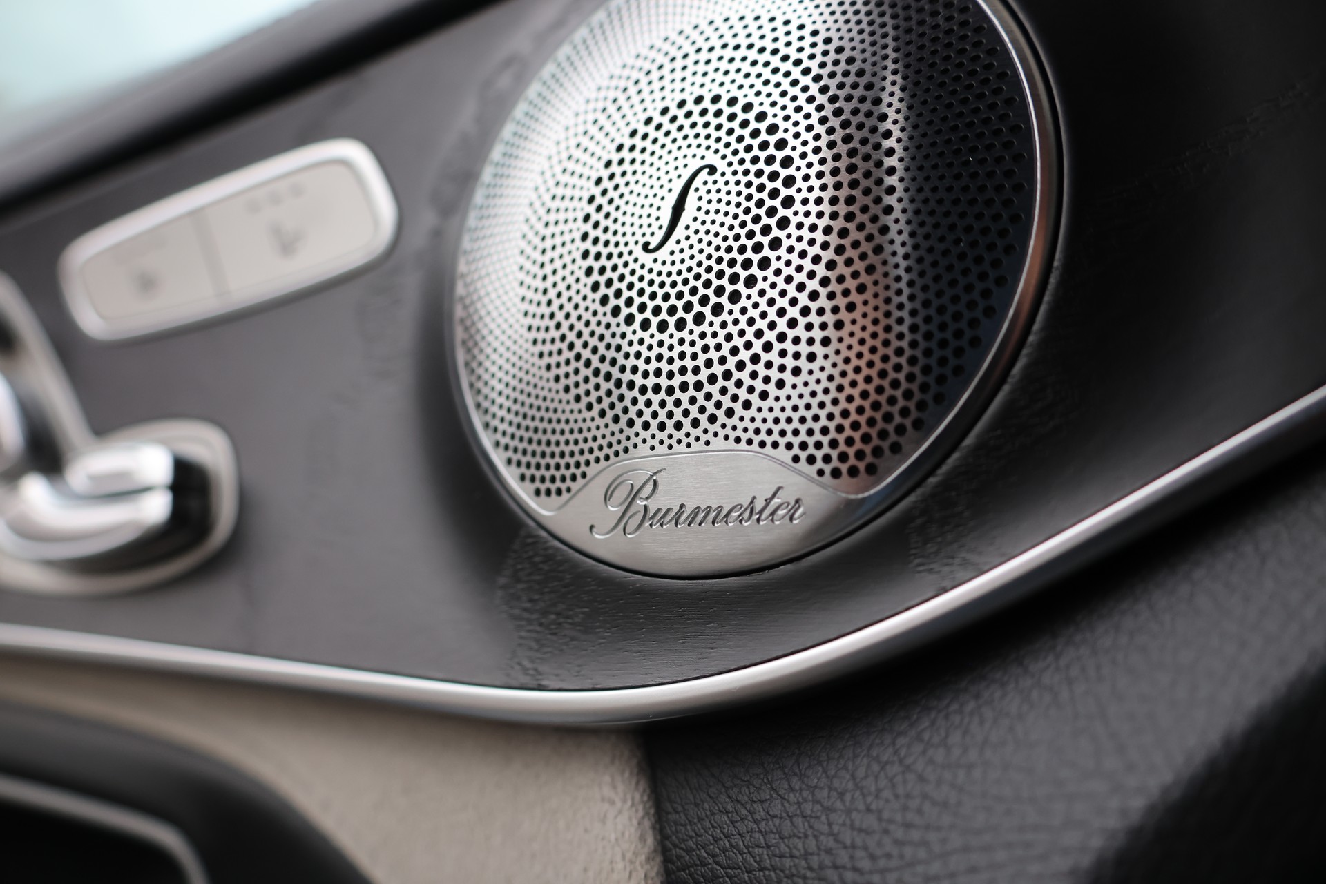 MERCEDES-BENZ C 63 S AMG Speedshift (CH) "DesignoMagno" *ohne OPF*-image-14