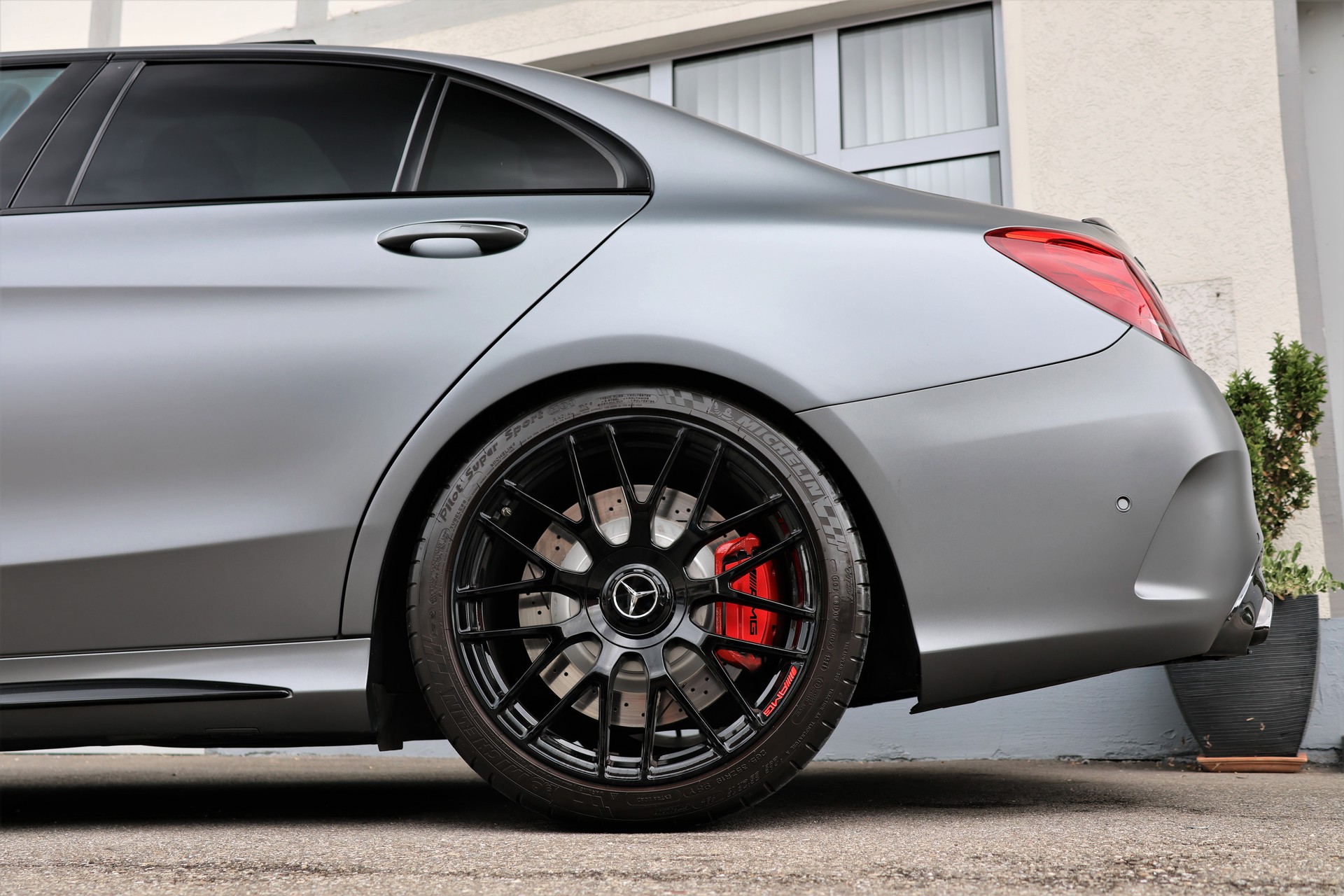 MERCEDES-BENZ C 63 S AMG Speedshift (CH) "DesignoMagno" *ohne OPF*-image-7