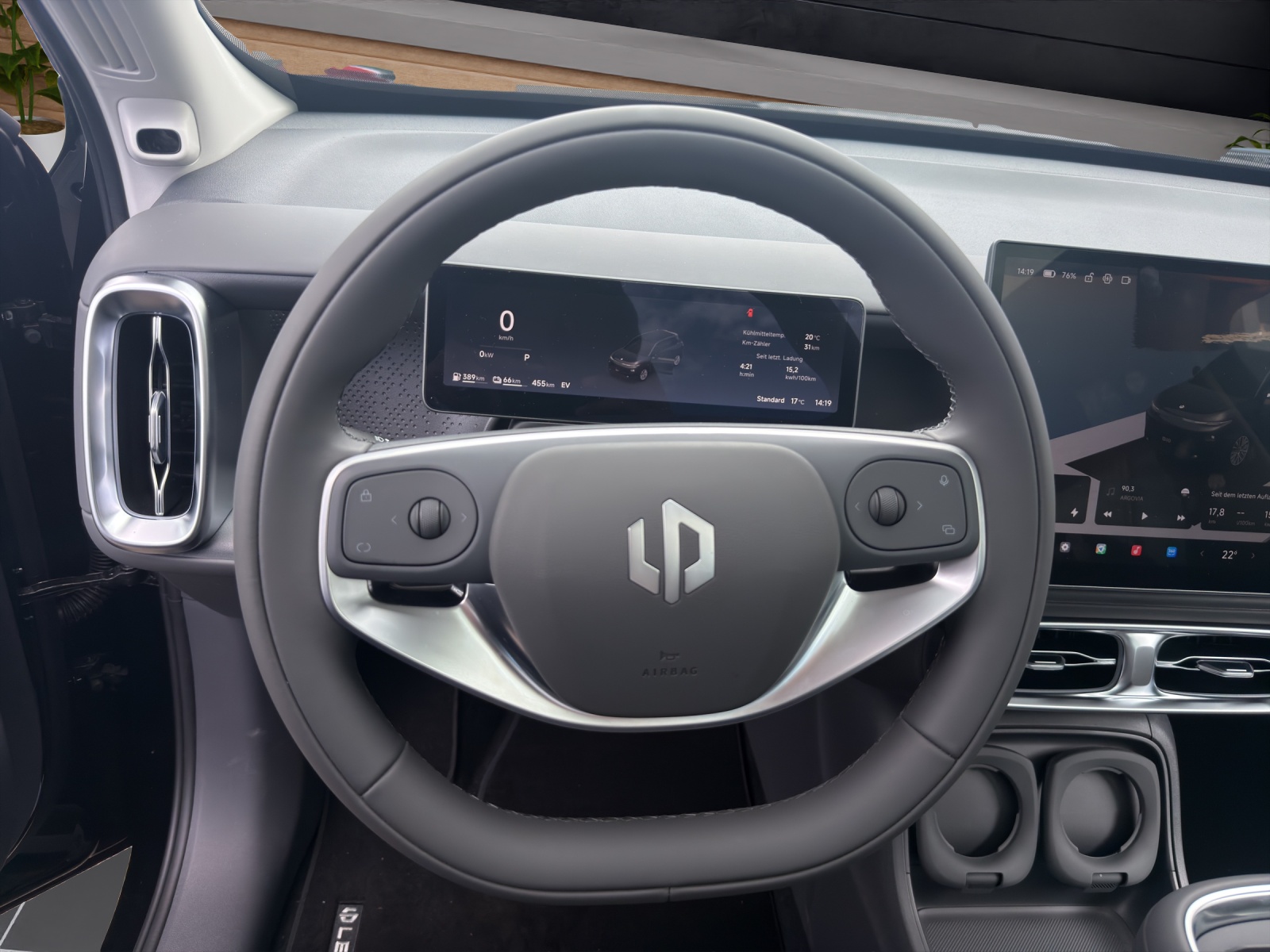 LEAPMOTOR B10 1.5 Hybrid EV-image-10