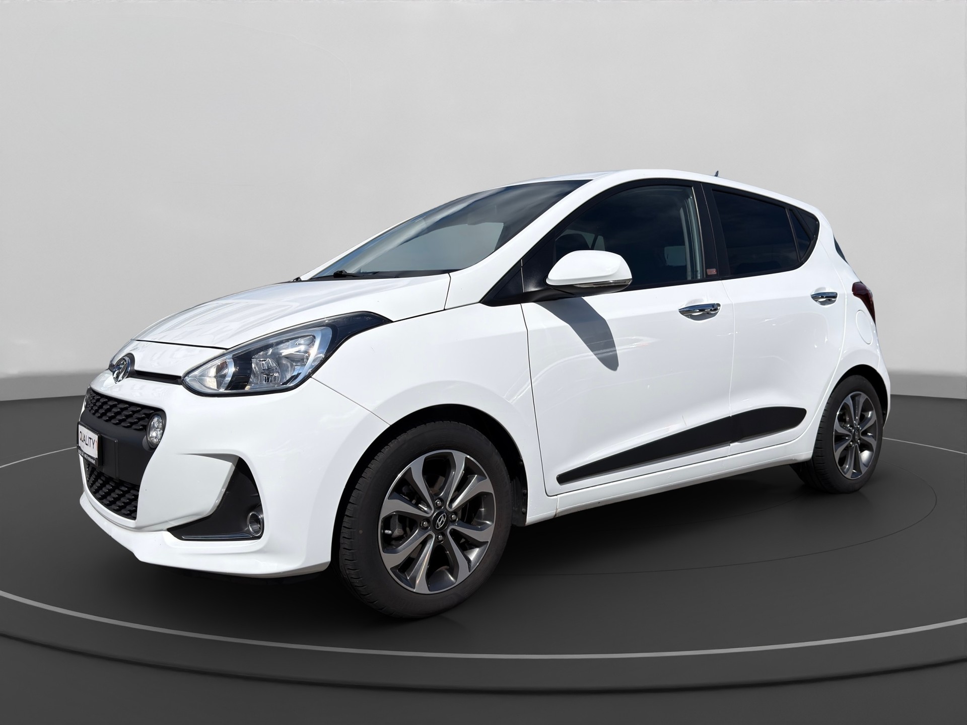 HYUNDAI i10 1.2 Amplia Automatic-image-0