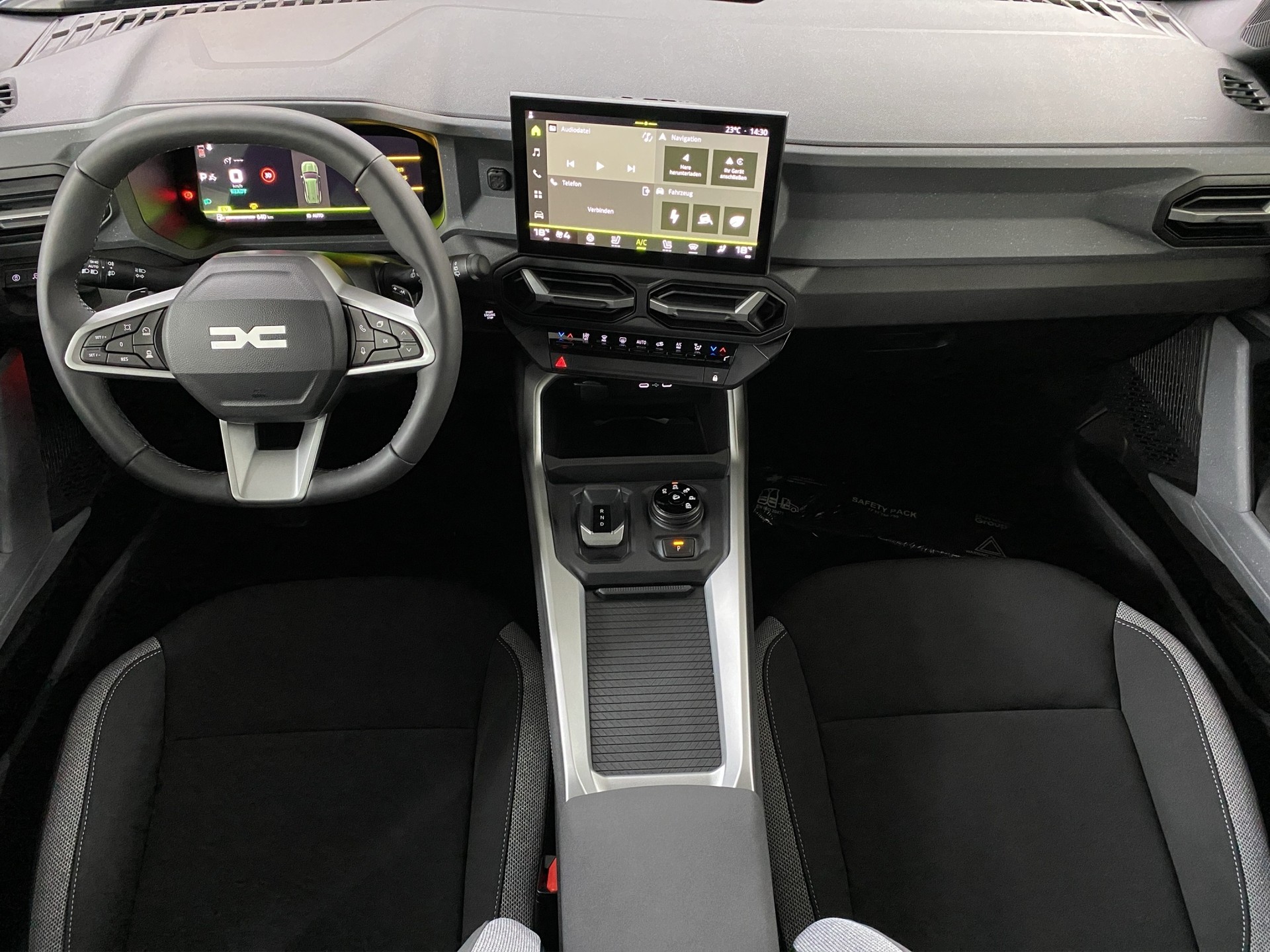 DACIA Bigster TCe 150 48V Journey 4x4-image-12