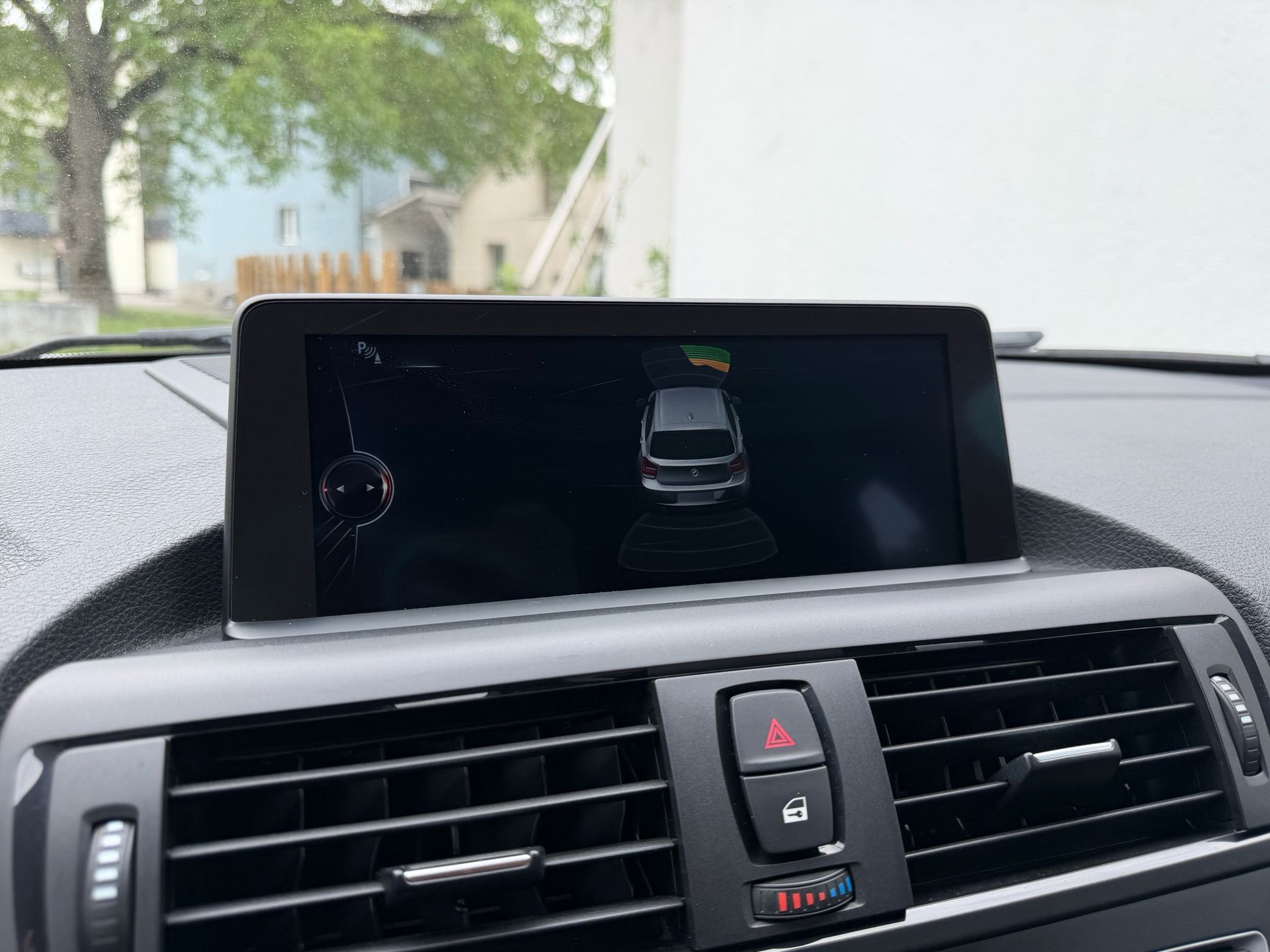 BMW 120d xDrive-image-22