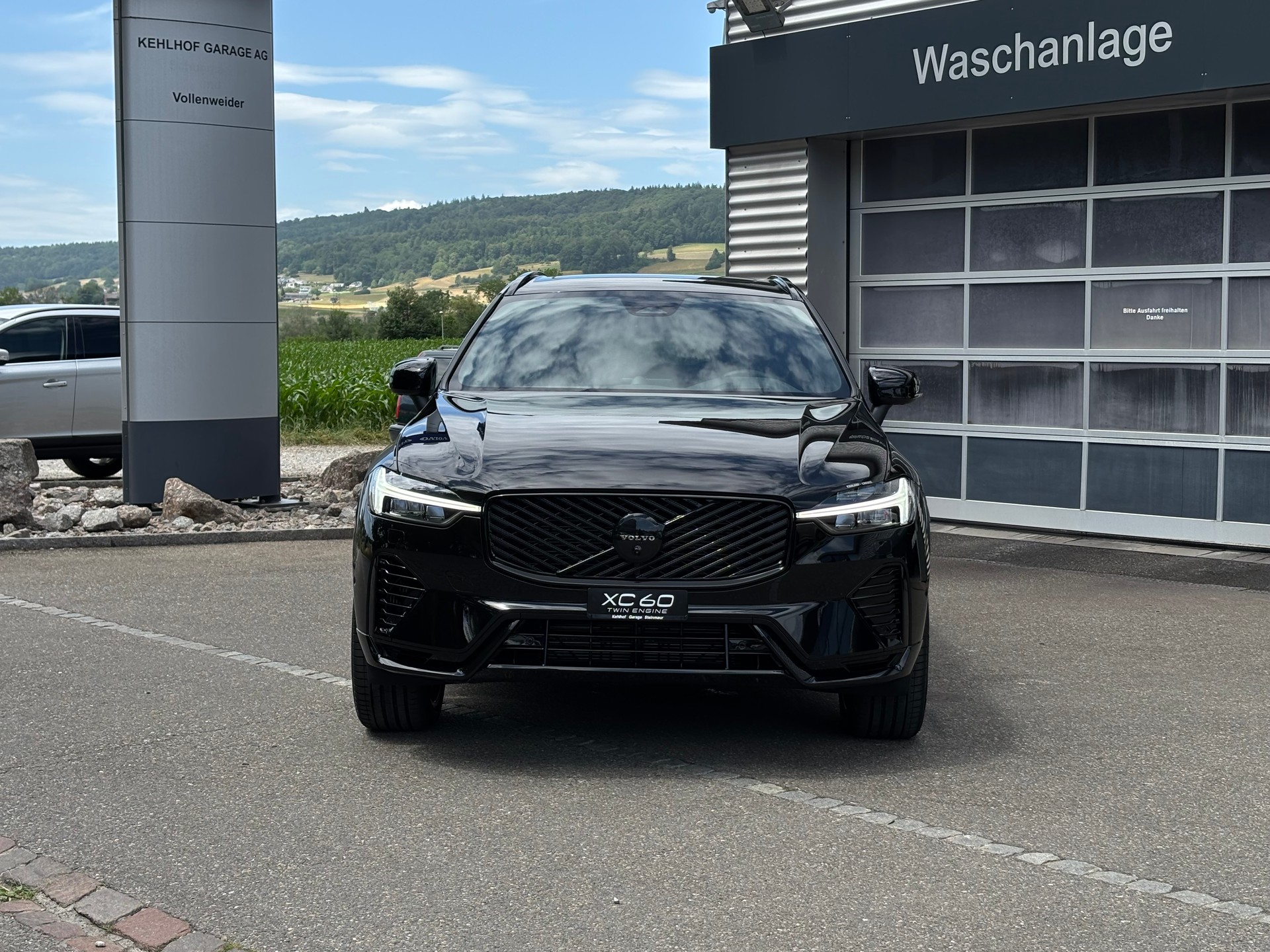 VOLVO XC60 2.0 T8 TE Black Edition eAWD-image-7