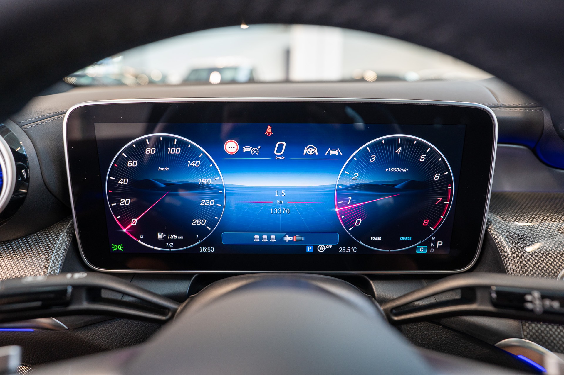 MERCEDES-BENZ GLC 300 AMG Line 4matic Coupé / Panorama / 360°Kamera / Anhängerkupplung-image-23
