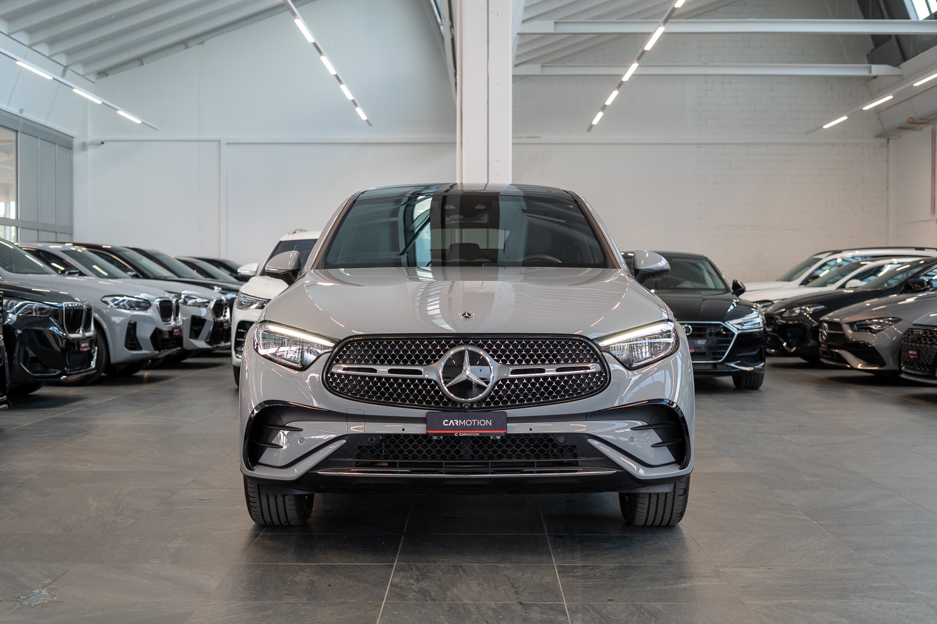 MERCEDES-BENZ GLC 300 AMG Line 4matic Coupé / Panorama / 360°Kamera / Anhängerkupplung-showroom-element-1