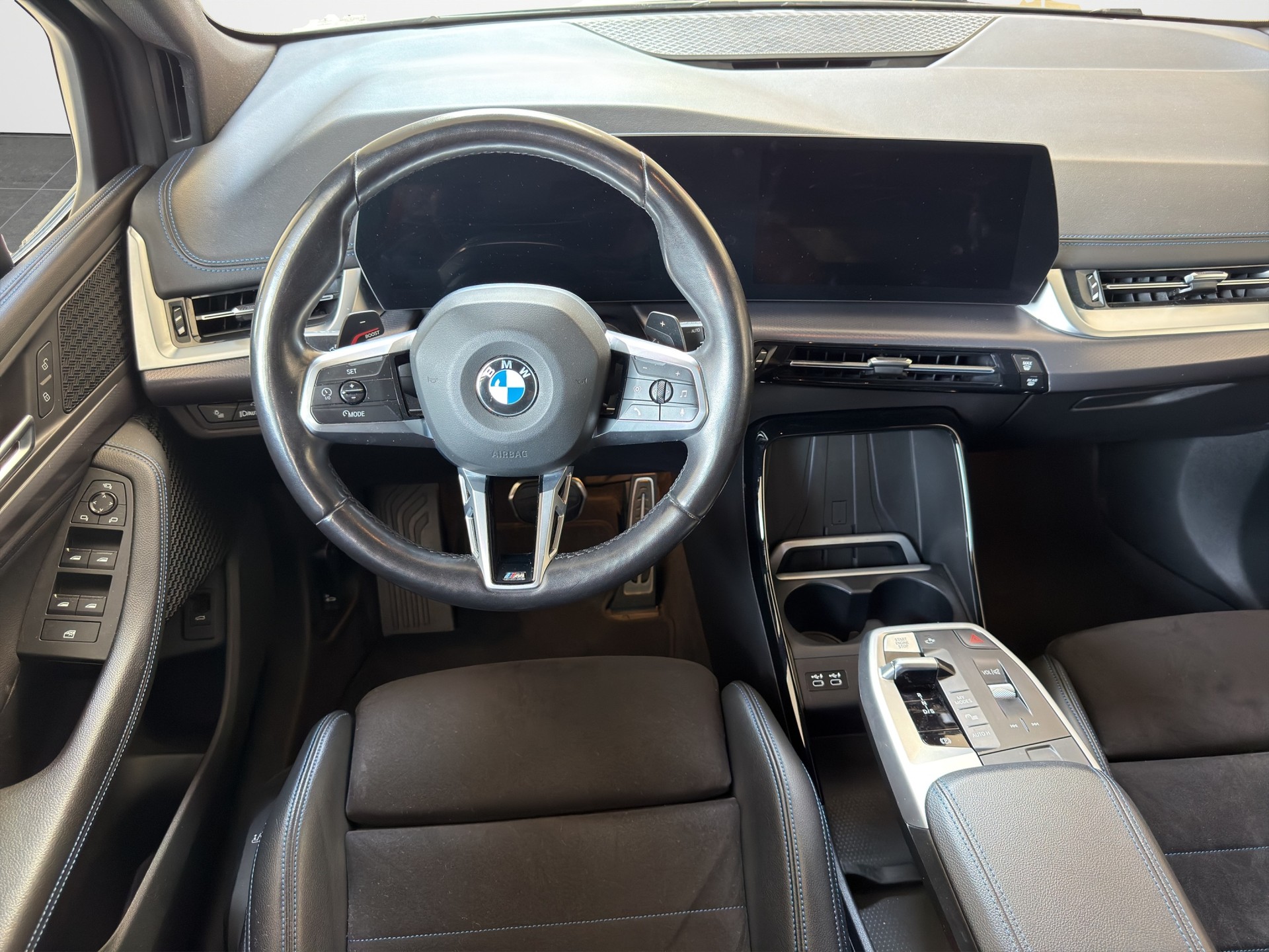 BMW 218i Active Tourer M Sport DKG-image-10