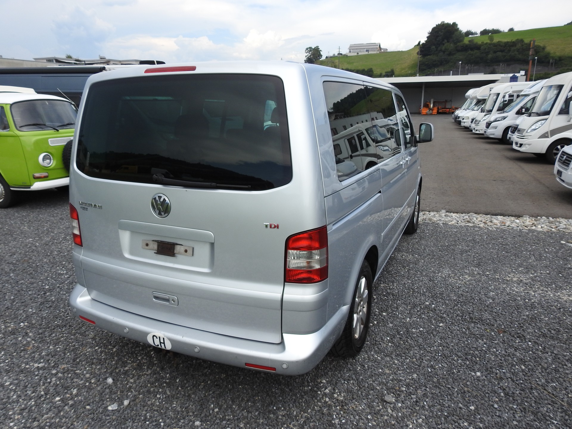 VW T5 Multivan Comfortline 2.5 TDI-image-5