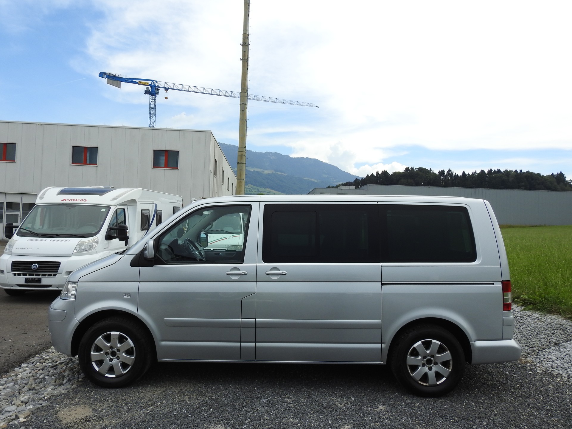 VW T5 Multivan Comfortline 2.5 TDI-image-2