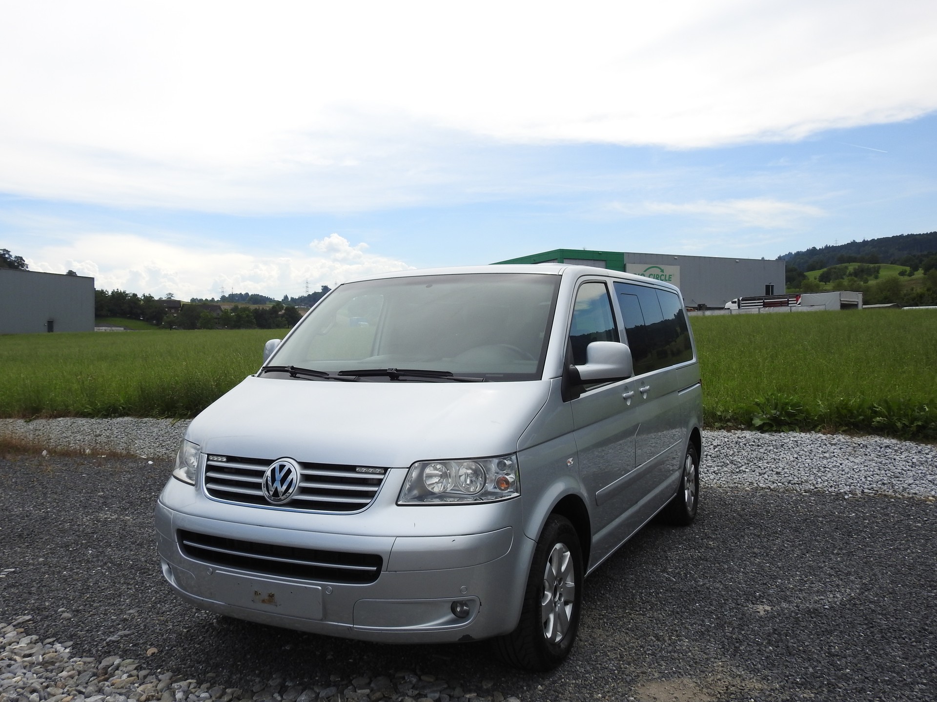 VW T5 Multivan Comfortline 2.5 TDI-image-0