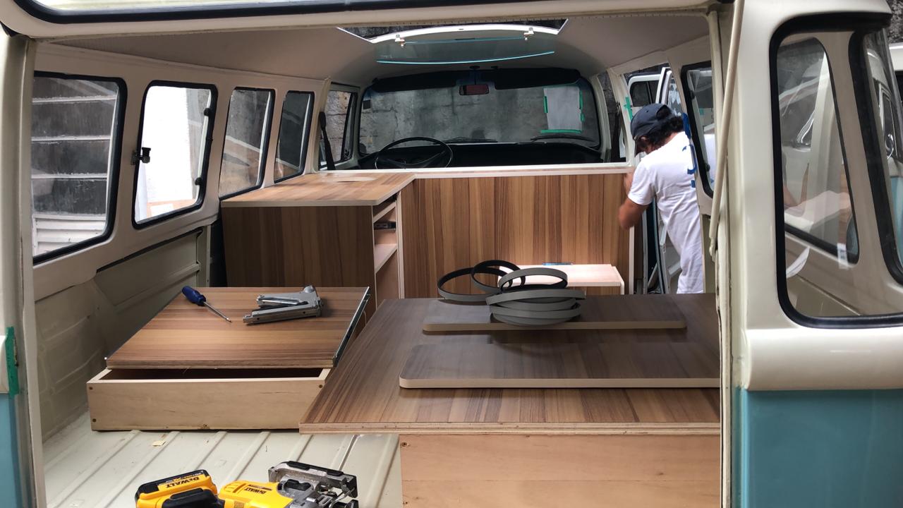 VW T2 Kombi Camper-image-19