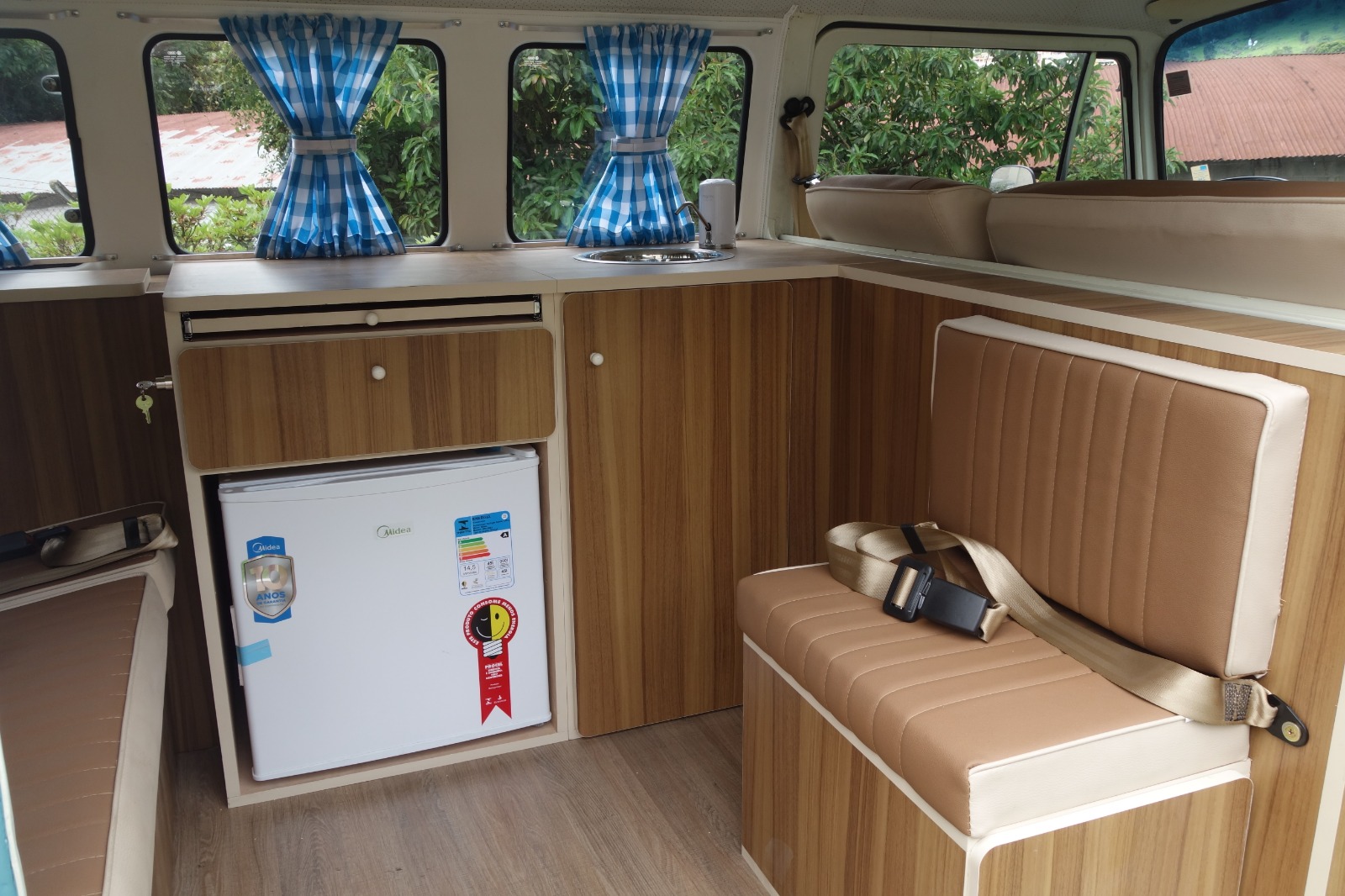 VW T2 Kombi Camper-image-10