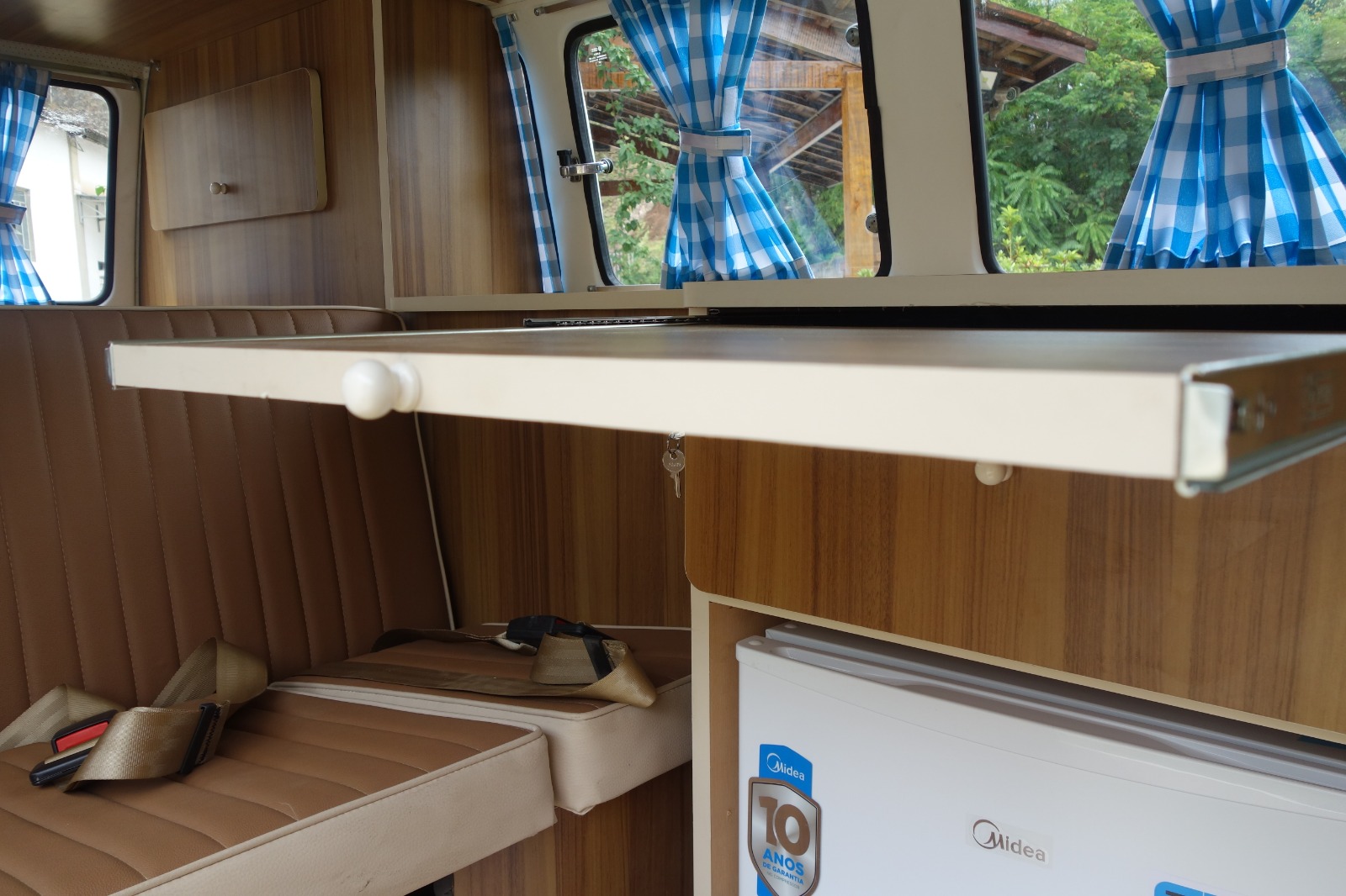 VW T2 Kombi Camper-image-14