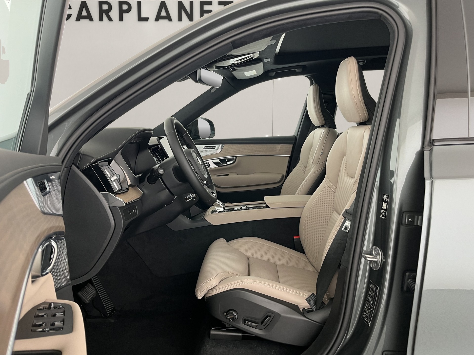 VOLVO XC90 2.0 T8 TE Ultra Dark eAWD-image-8