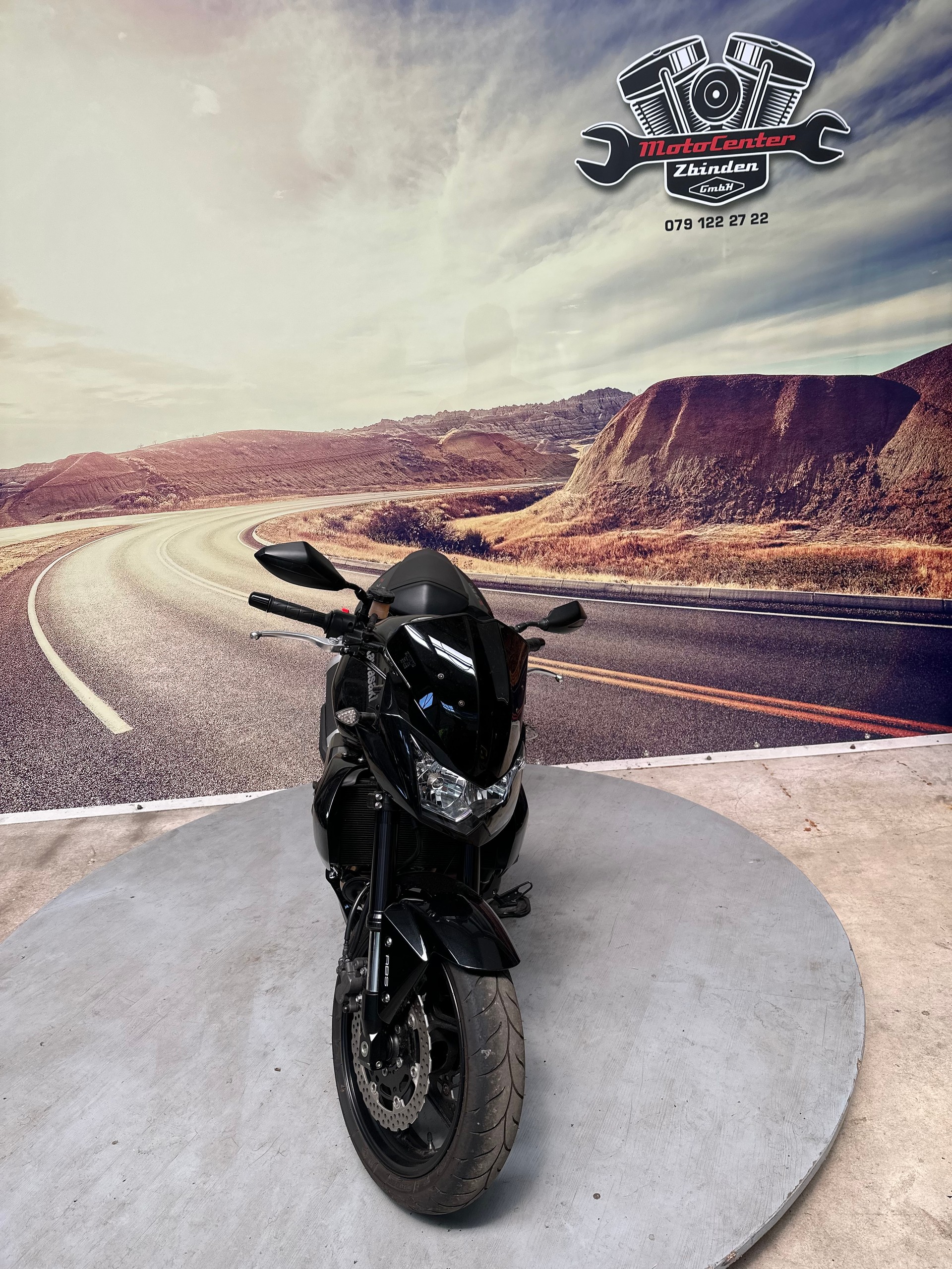 KAWASAKI Z 750 ABS-showroom-element-2