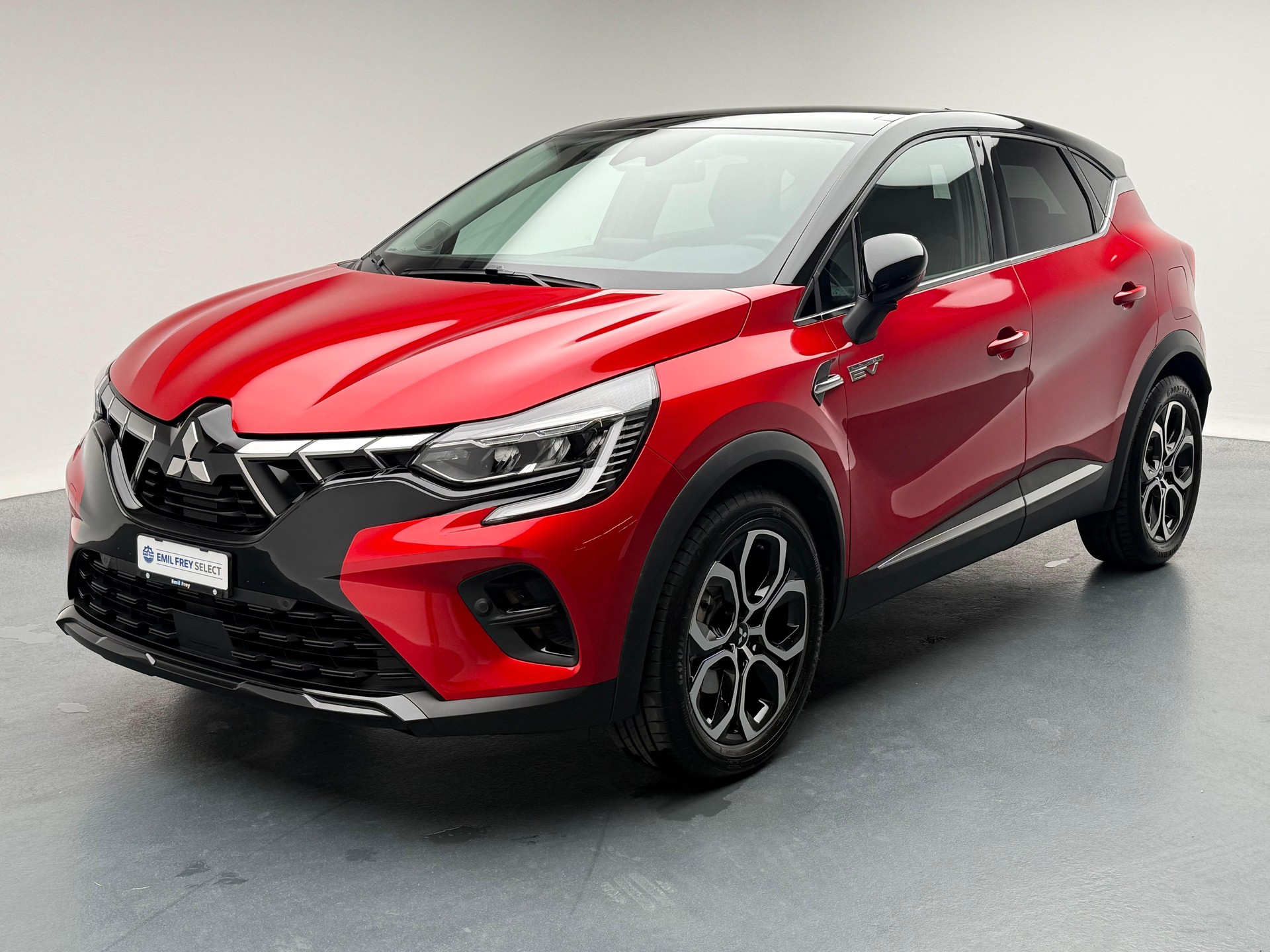 MITSUBISHI ASX 1.6 PHEV Instyle-image-1
