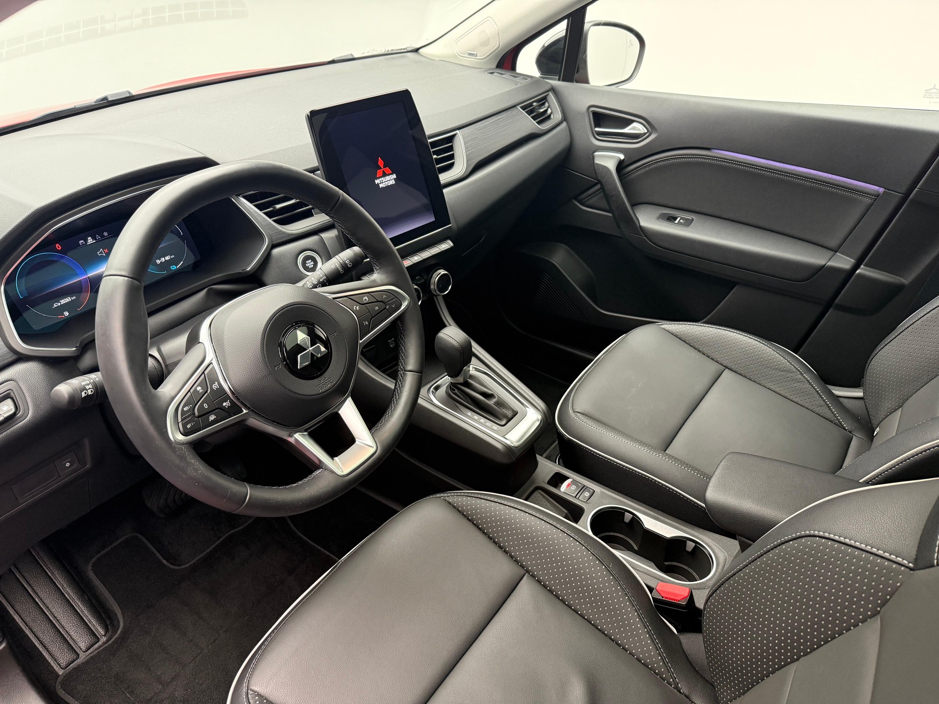 MITSUBISHI ASX 1.6 PHEV Instyle-image-4