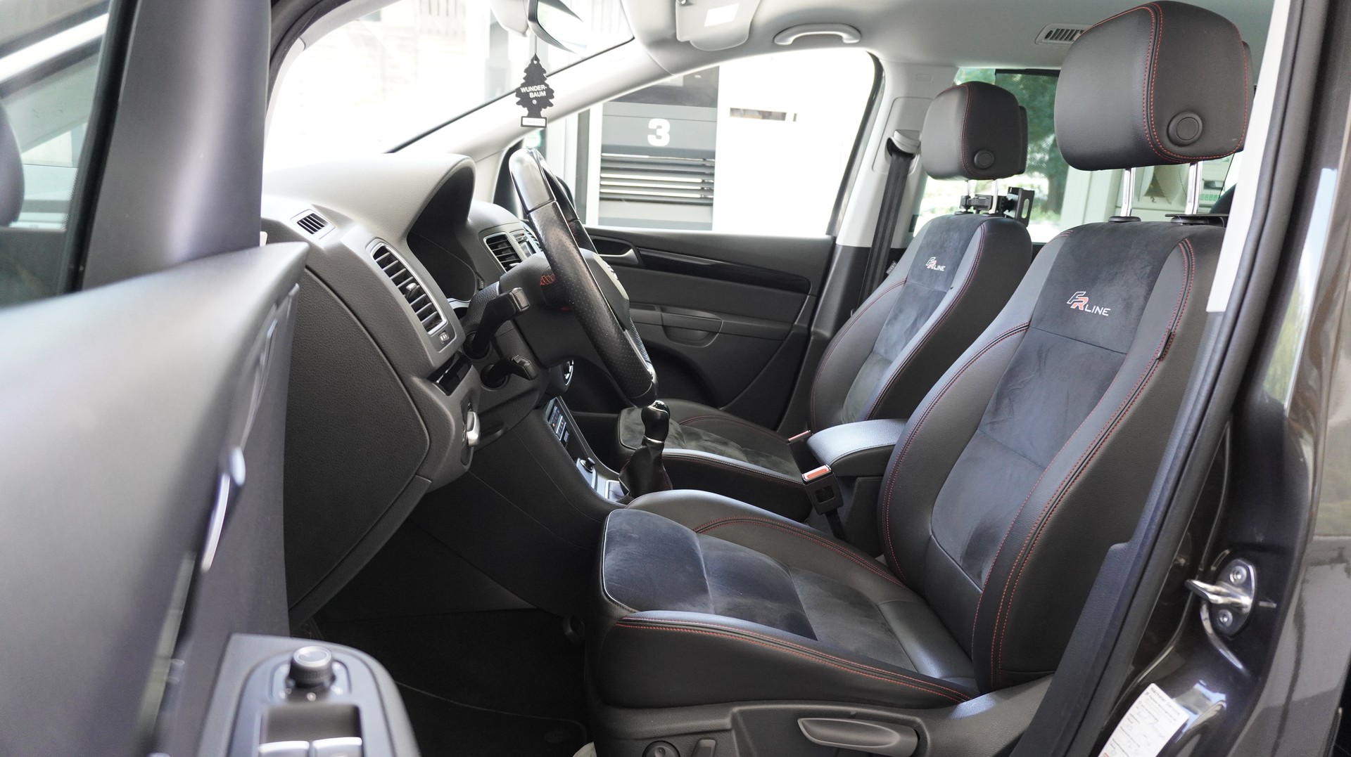 SEAT Alhambra 2.0 TDI SWISS FR 4Drive-image-3