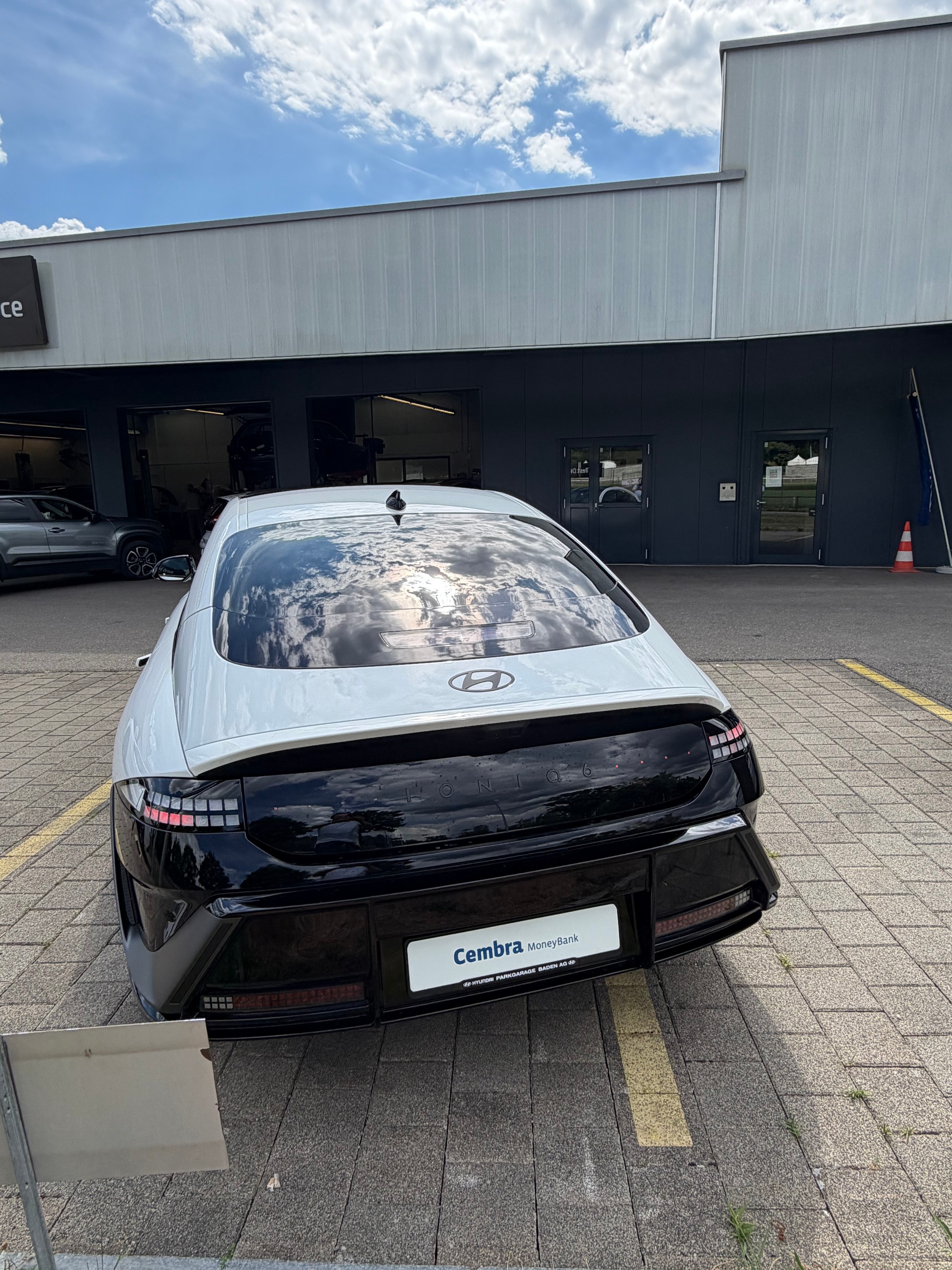 HYUNDAI Ioniq 6 84kWh N Line 4WD-image-2