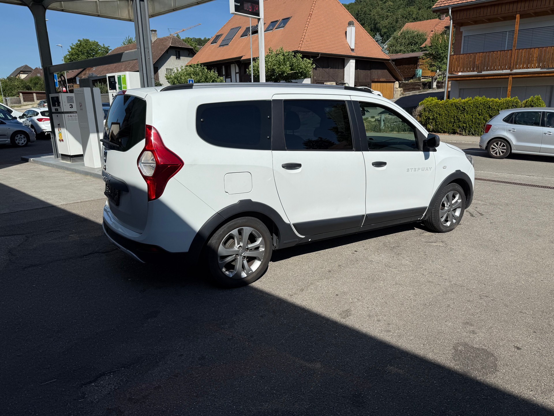 DACIA Lodgy 1.5dCi Stepway 7PL-image-2