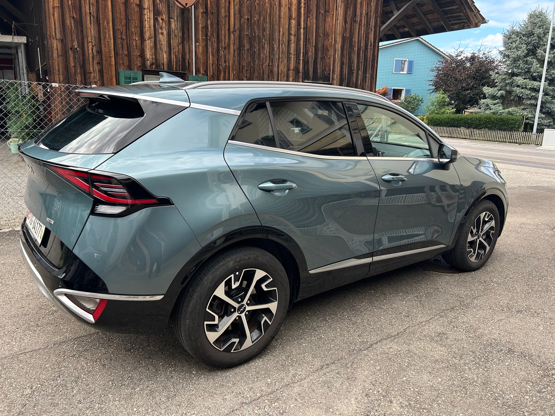 KIA 1.6 T-GDi Hybrid Style-image-0