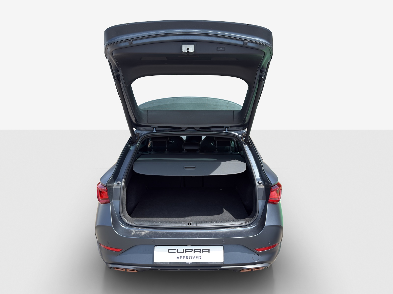 CUPRA LEON ST 1.4 e-HYBRID pHEV DSG-image-12