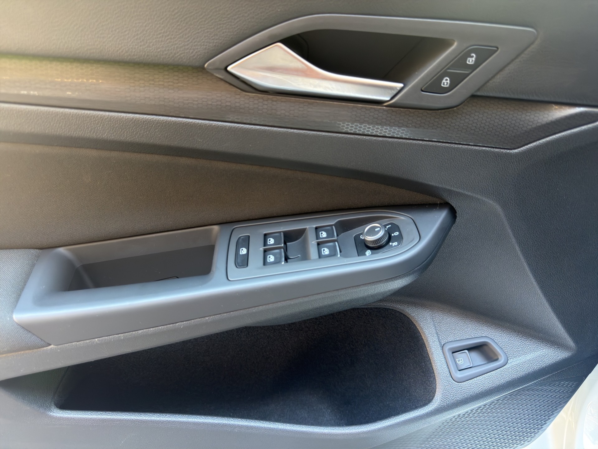 VW Golf 1.4 TSI PHEV GTE-image-22