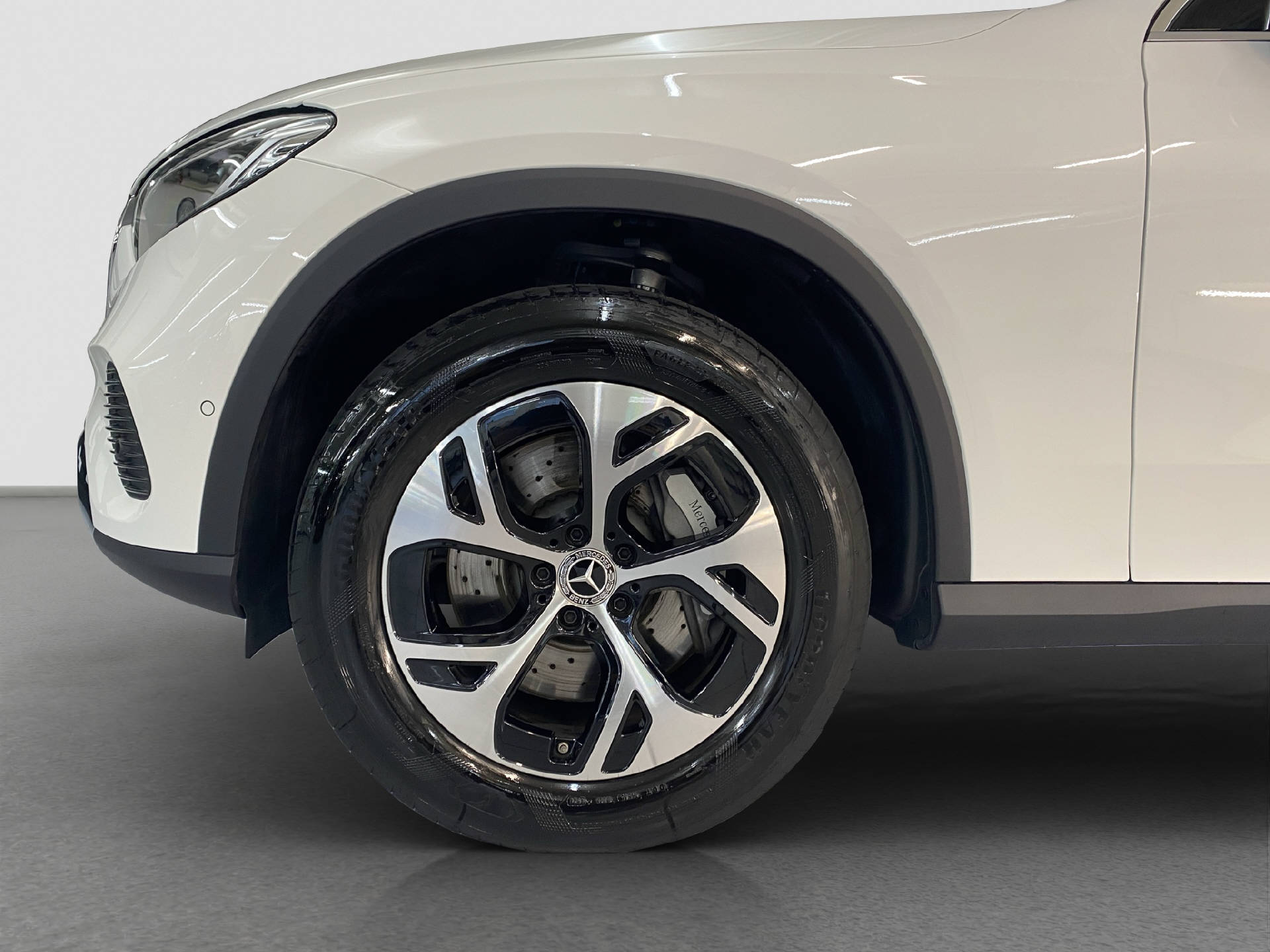 MERCEDES-BENZ GLC 300 e Avantgarde 4MATIC-image-6