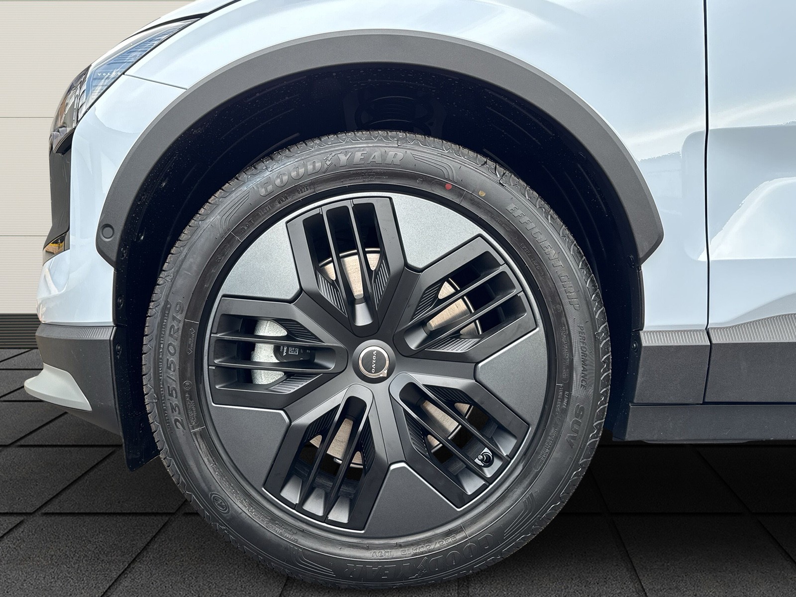 VOLVO EX30 CC E60 Twin Performance AWD-image-4