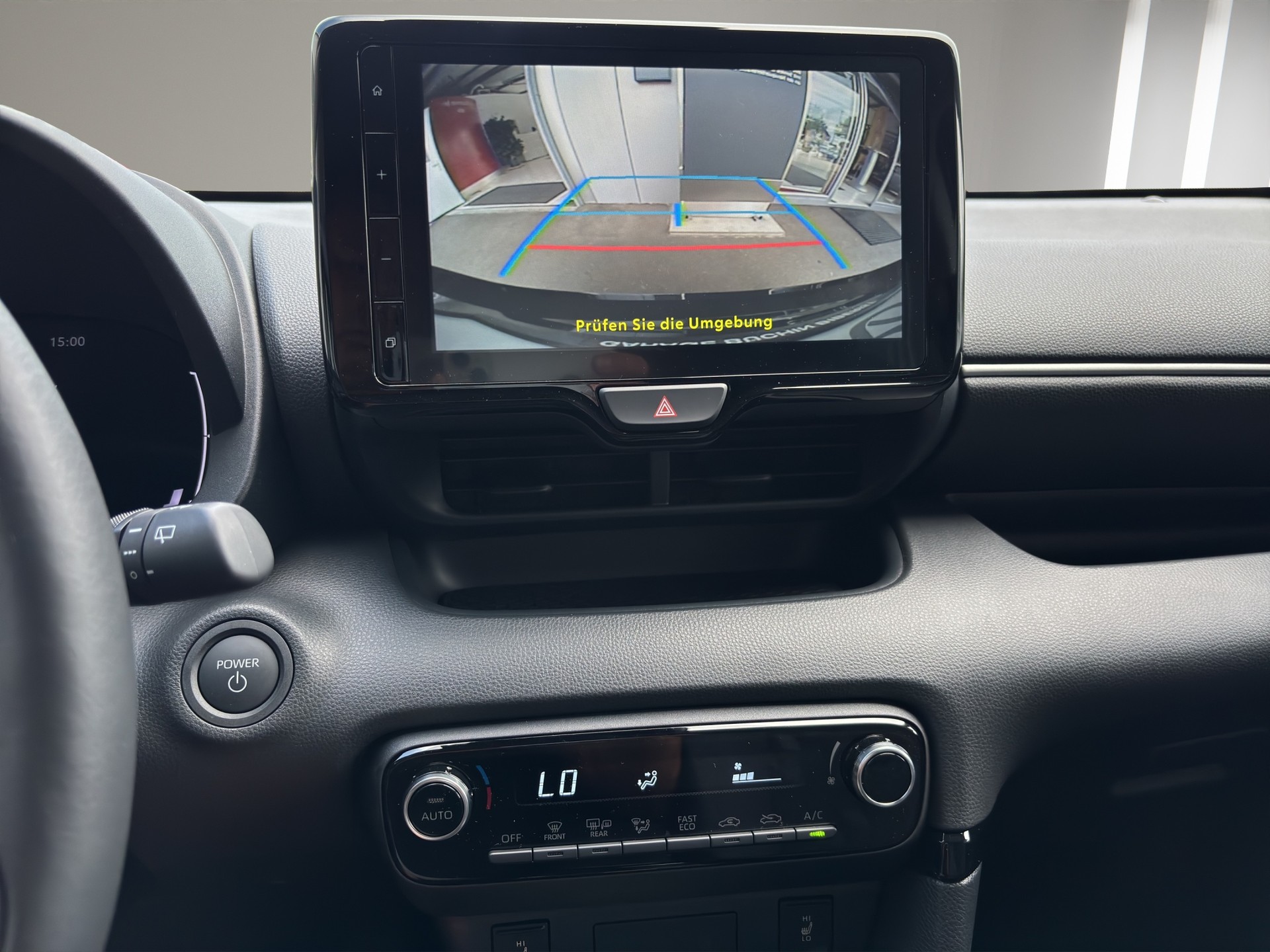 TOYOTA Yaris 1.5 Trend e-CVT-image-15