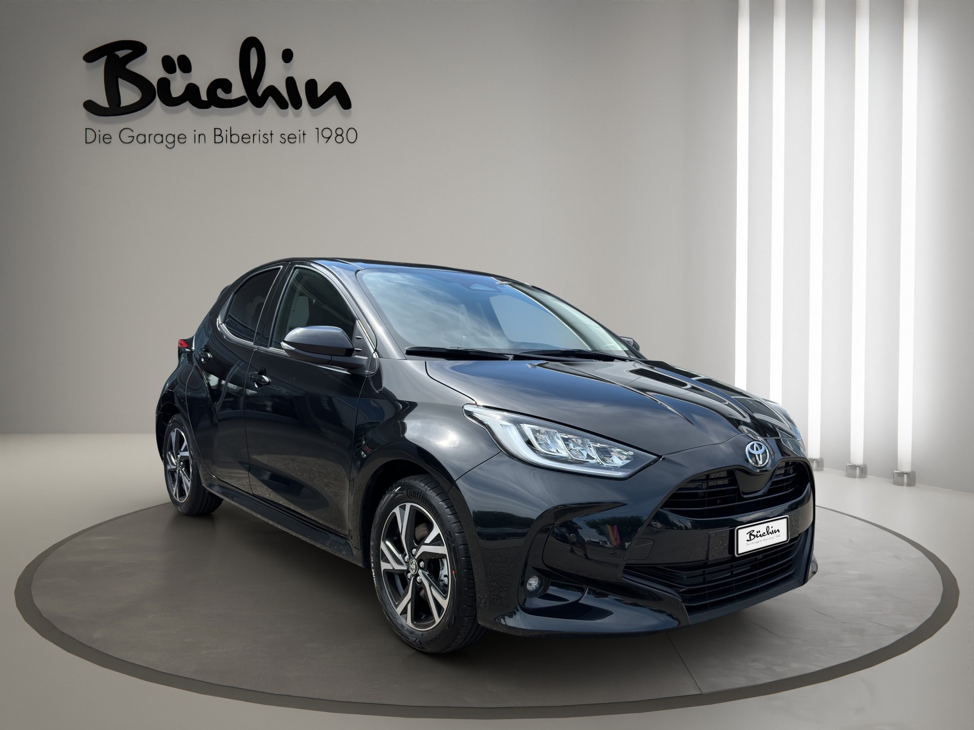 TOYOTA Yaris 1.5 Trend e-CVT-image-0
