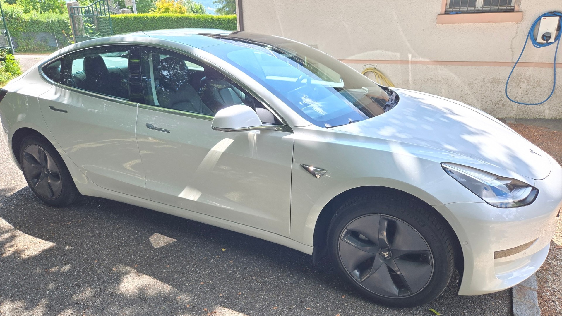 TESLA Standart Range Plus-image-0