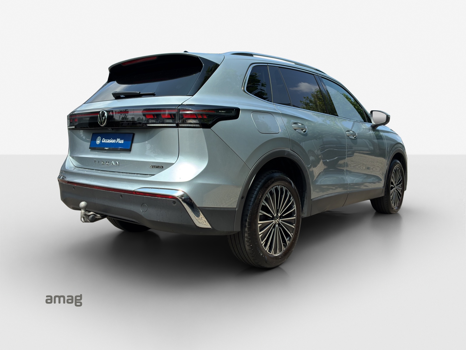 VW Tiguan 2.0 TSI DSG Elegance 4Motion-image-4
