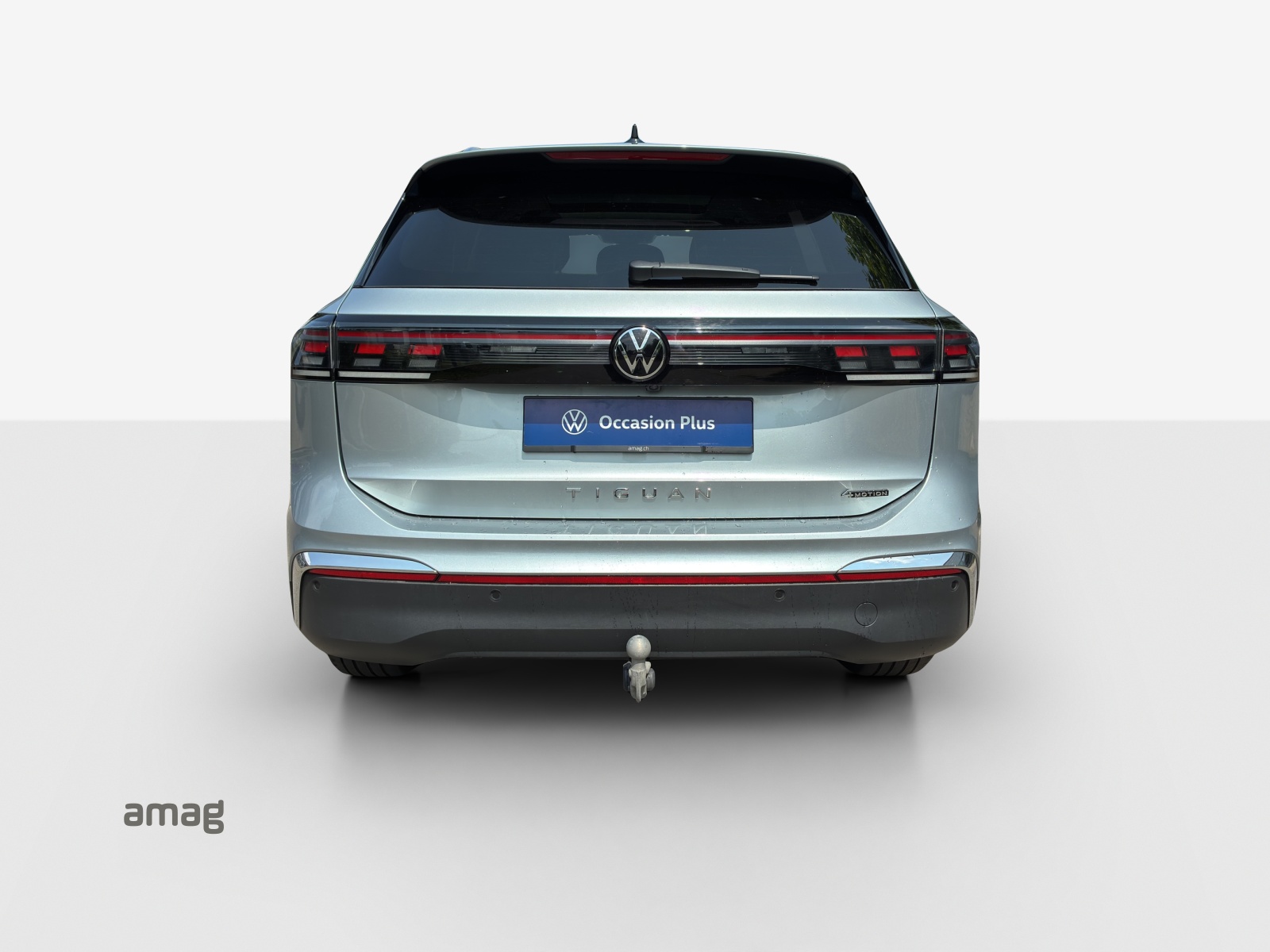 VW Tiguan 2.0 TSI DSG Elegance 4Motion-image-3