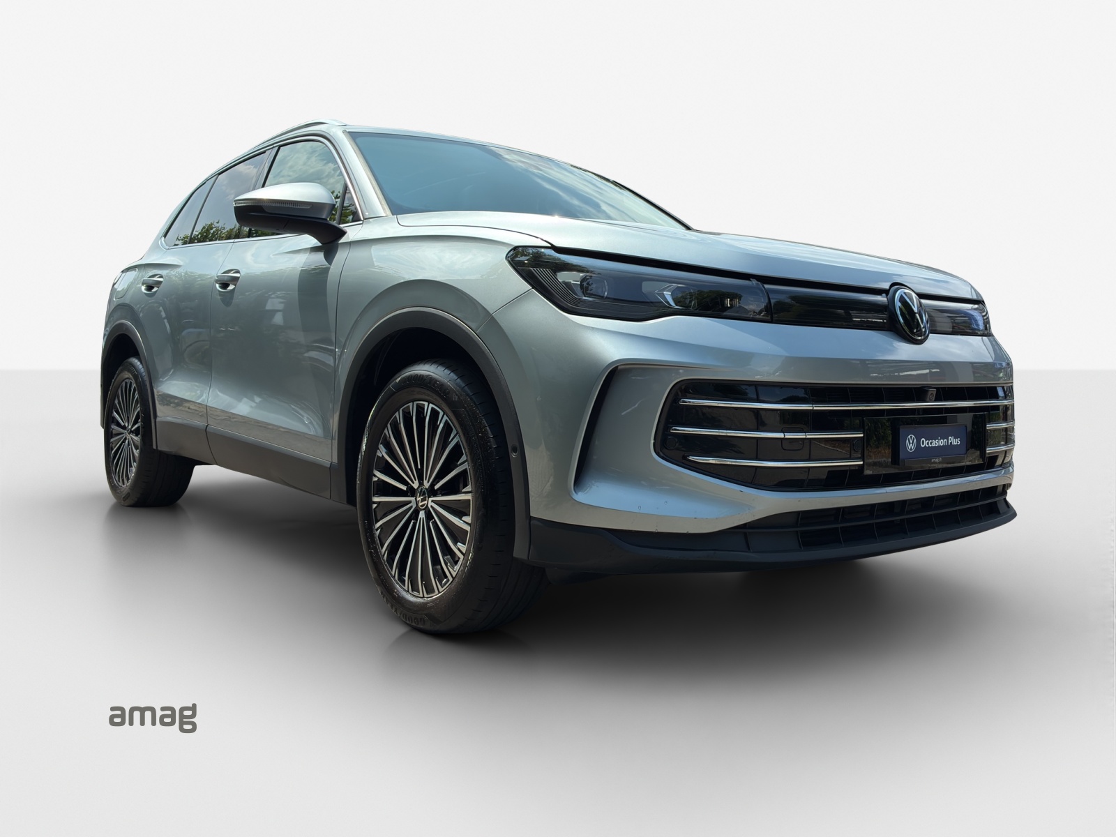 VW Tiguan 2.0 TSI DSG Elegance 4Motion-image-5