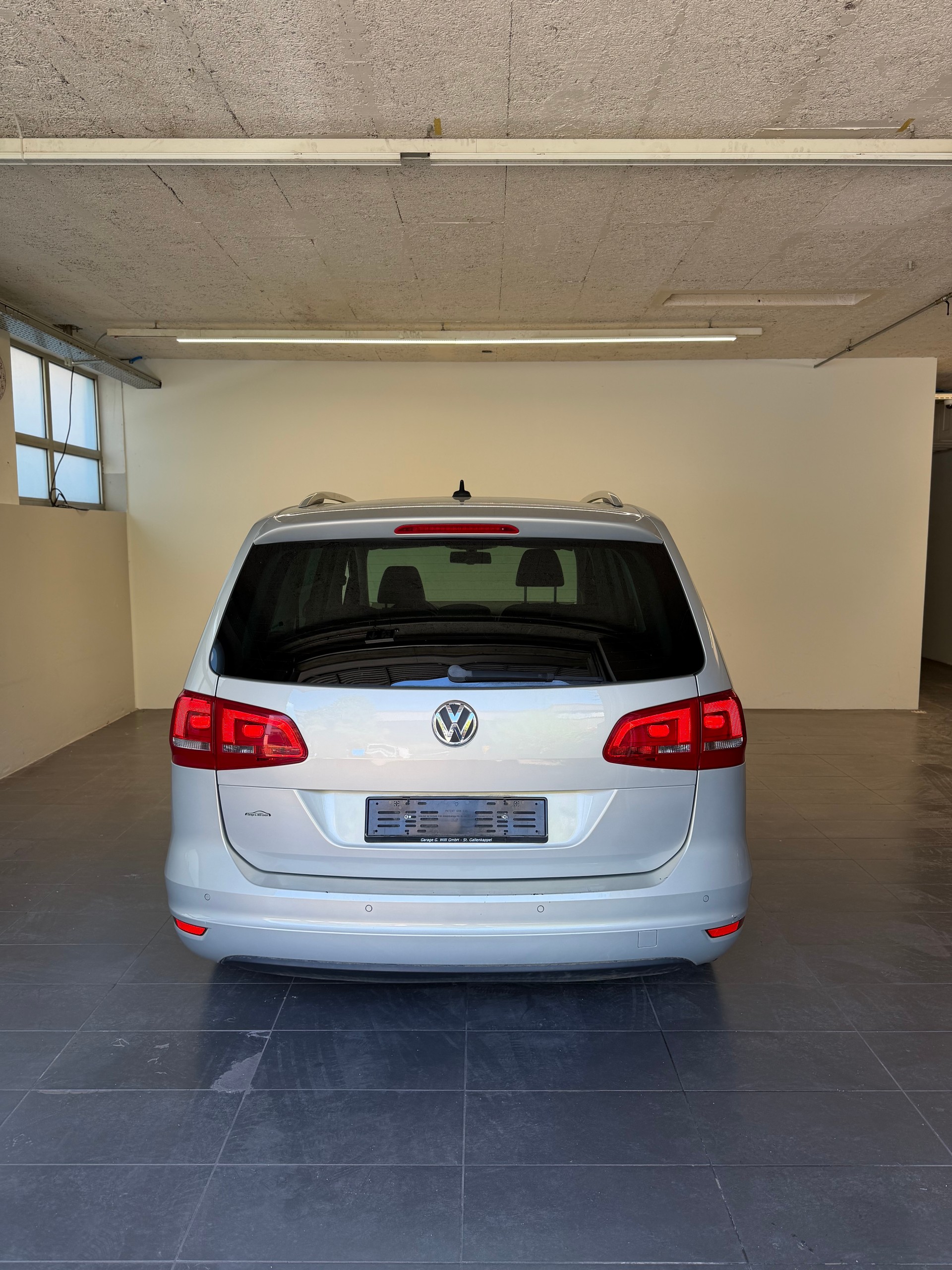VW Sharan 2.0 TSI Comfortline DSG-image-10