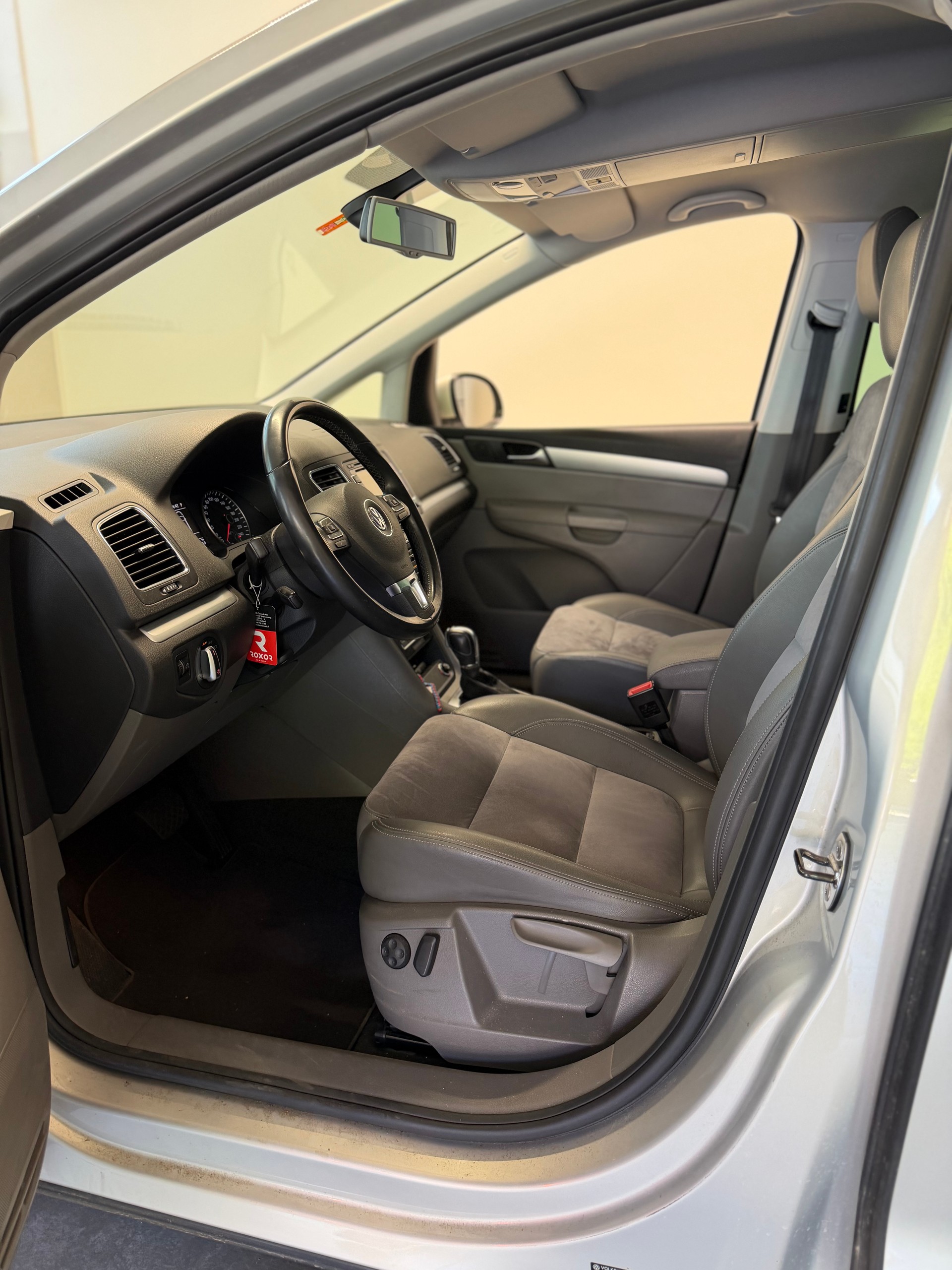 VW Sharan 2.0 TSI Comfortline DSG-image-6